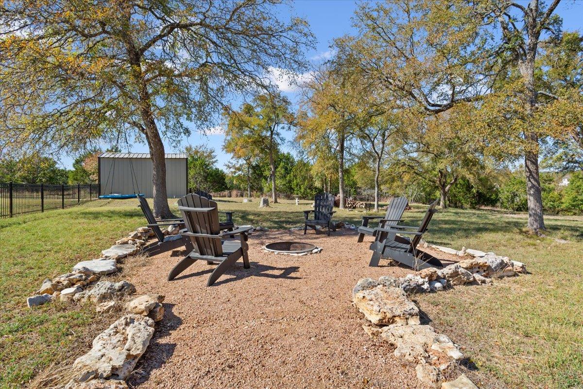 1250 E Creekview DR