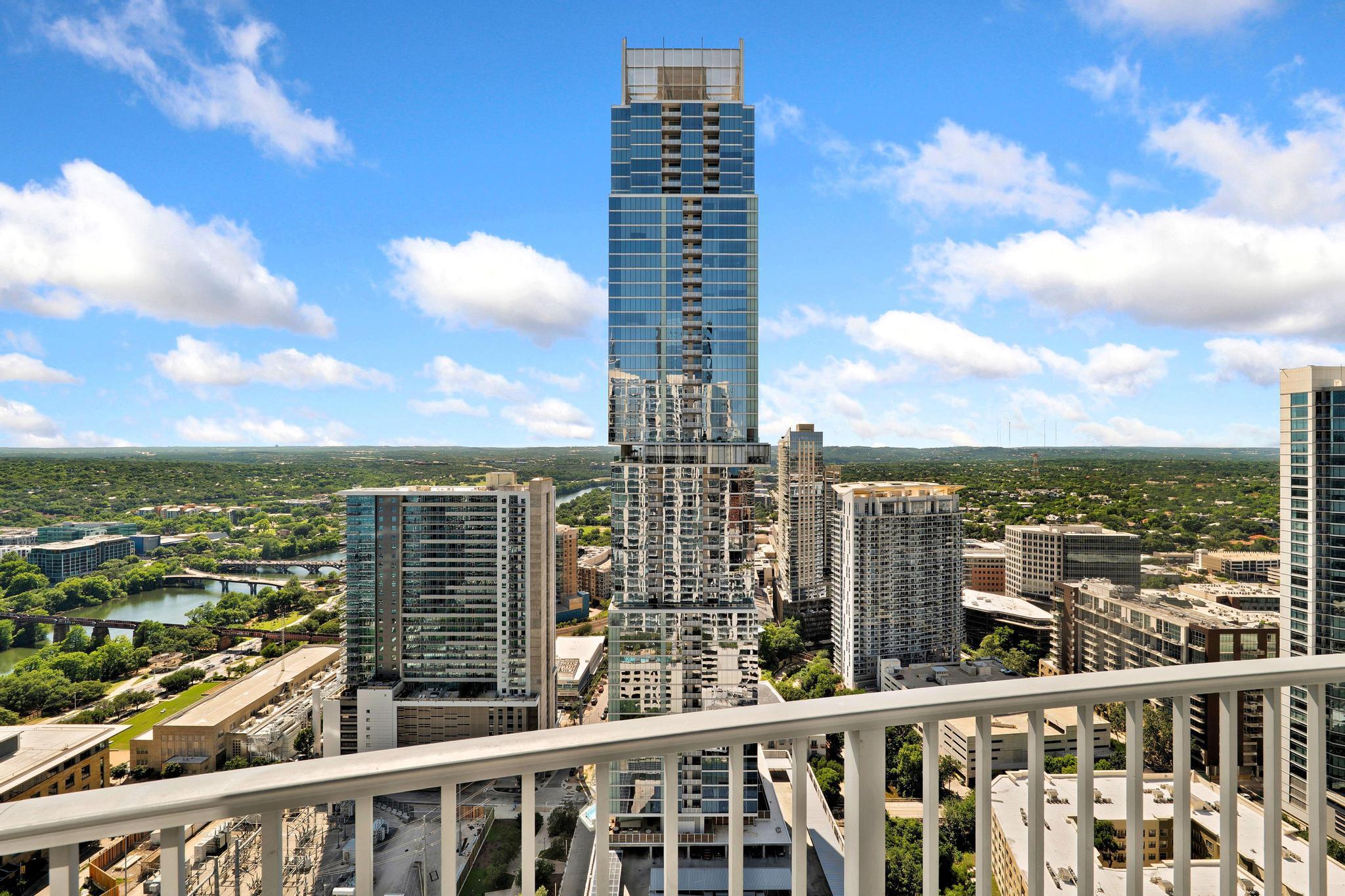 360 Nueces ST # 3506