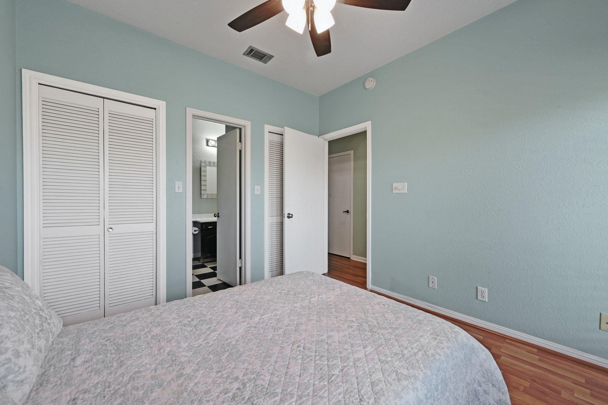 1910 Robbins PL # 303