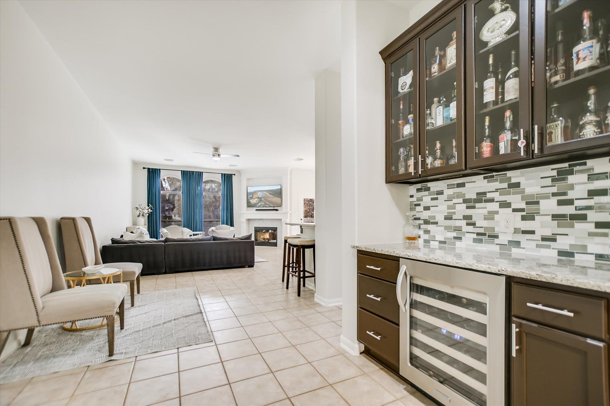 3918 Canyon Glen Circle CIR