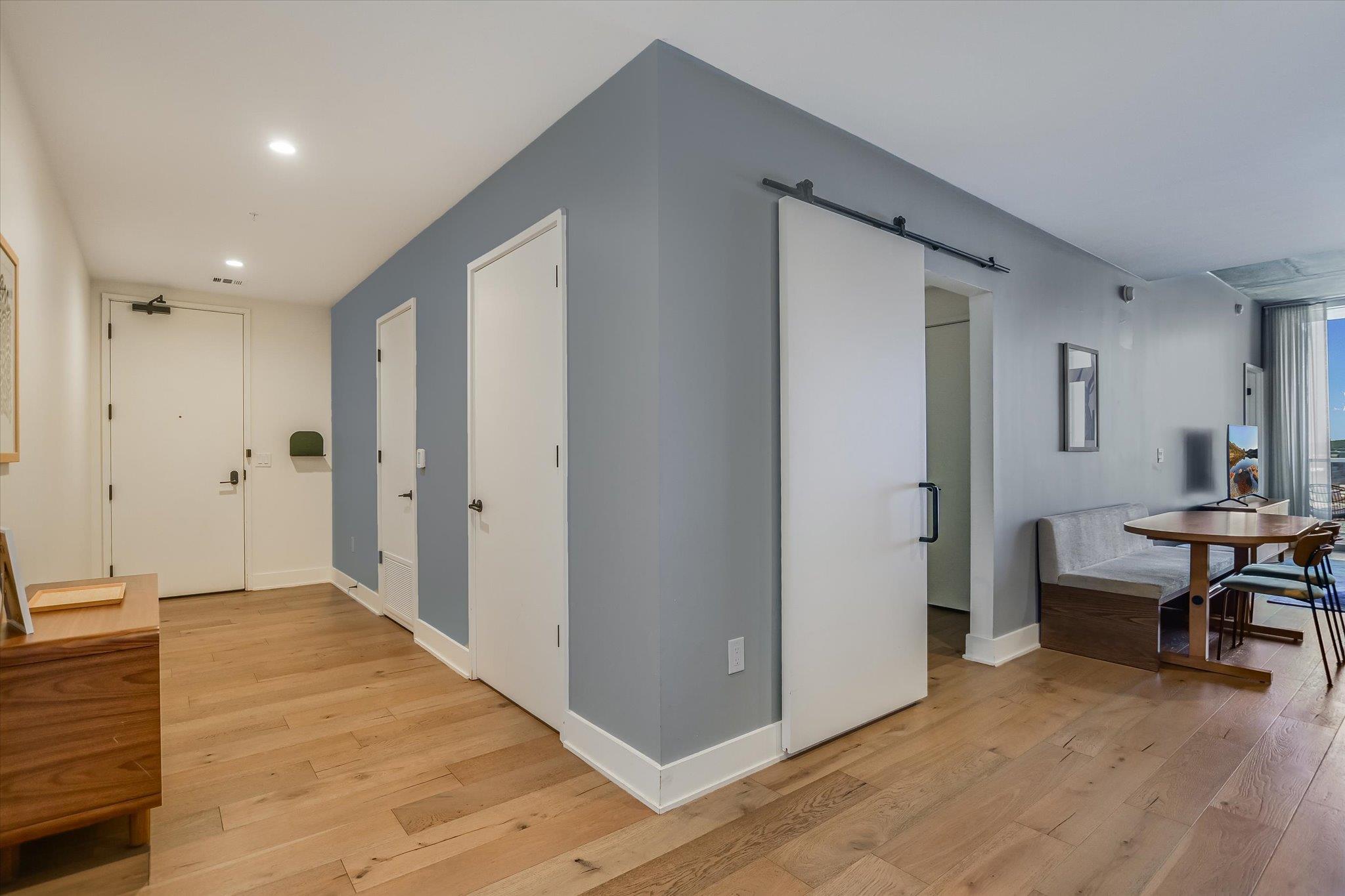 48 East Ave # 1711