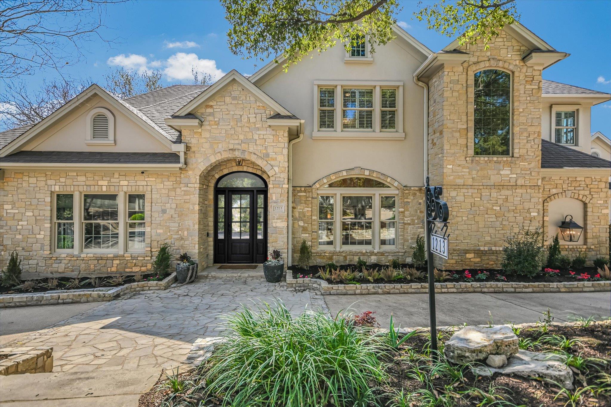 1213 Havre Lafitte DR