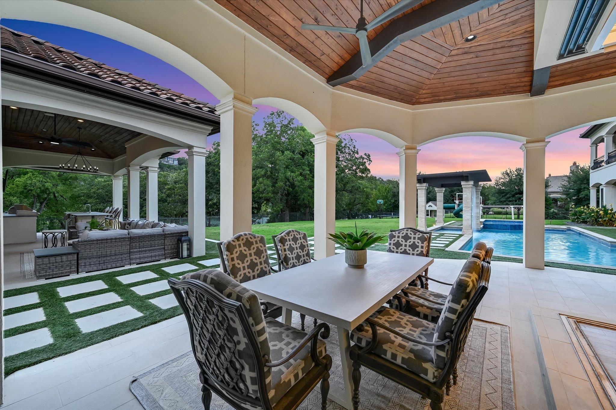 14132 Flat Top Ranch RD