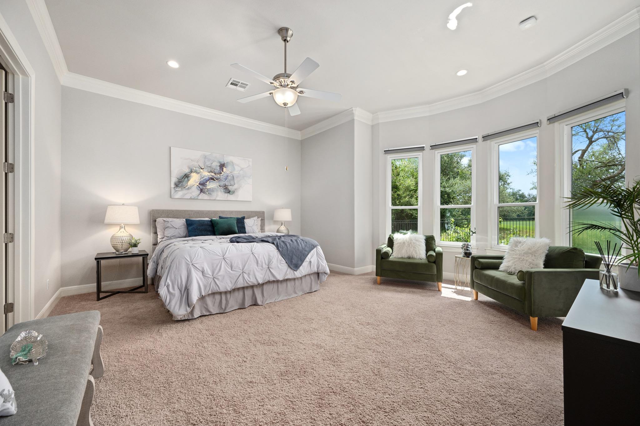 2210 University Club DR # 5A