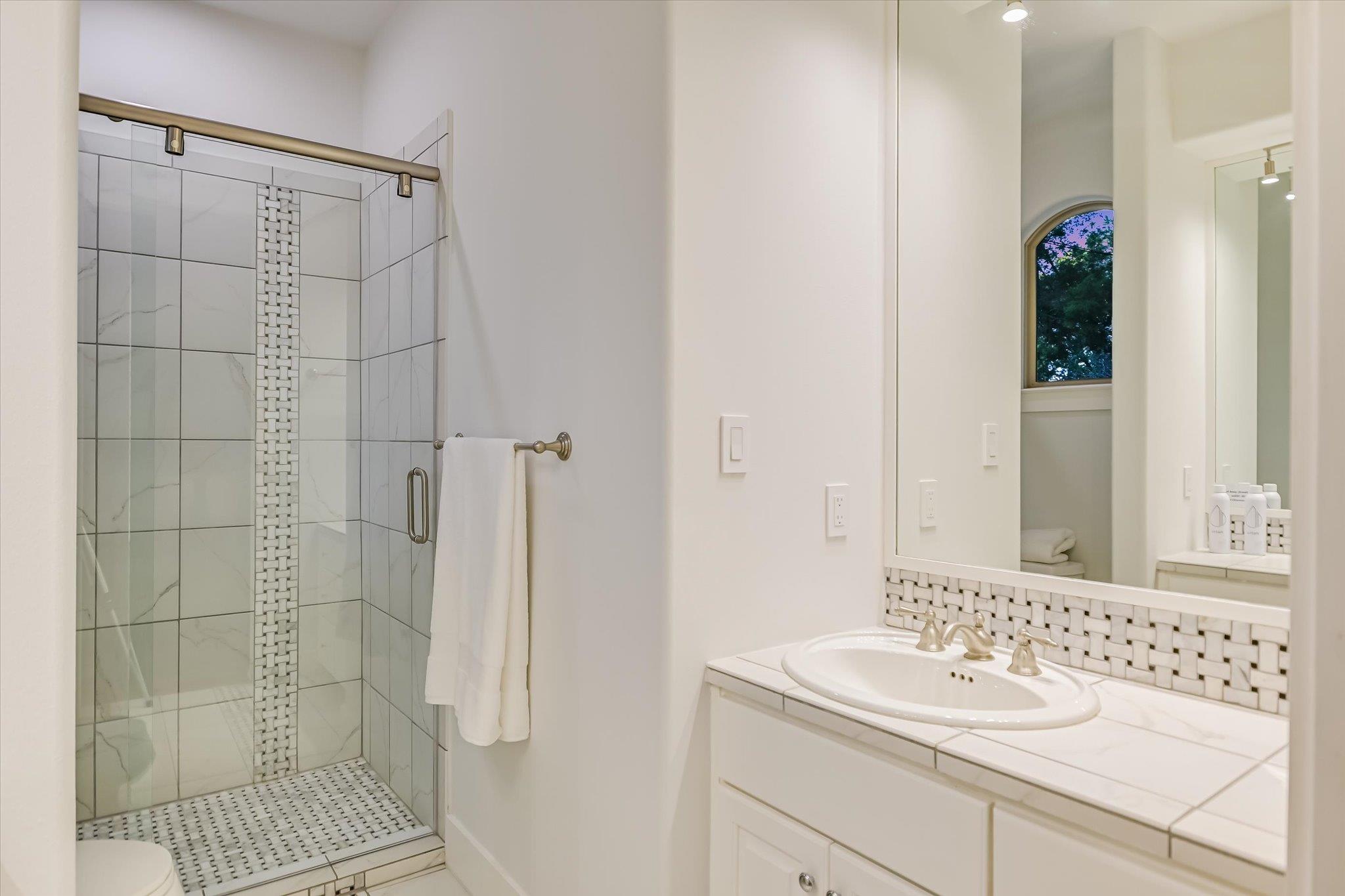 601 Crystal Creek DR