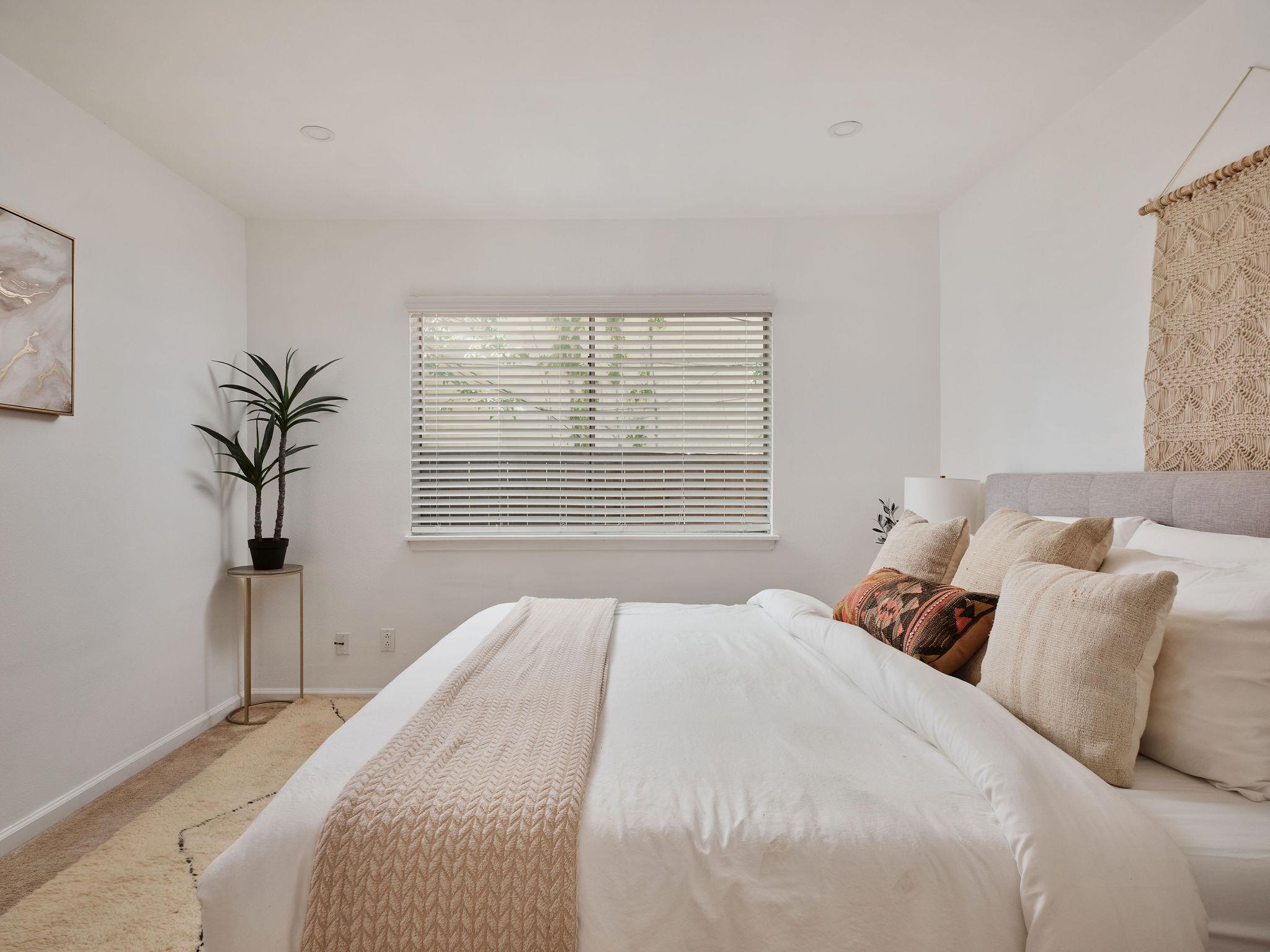 5212 Woodrow Ave # C Unit: A, B & C