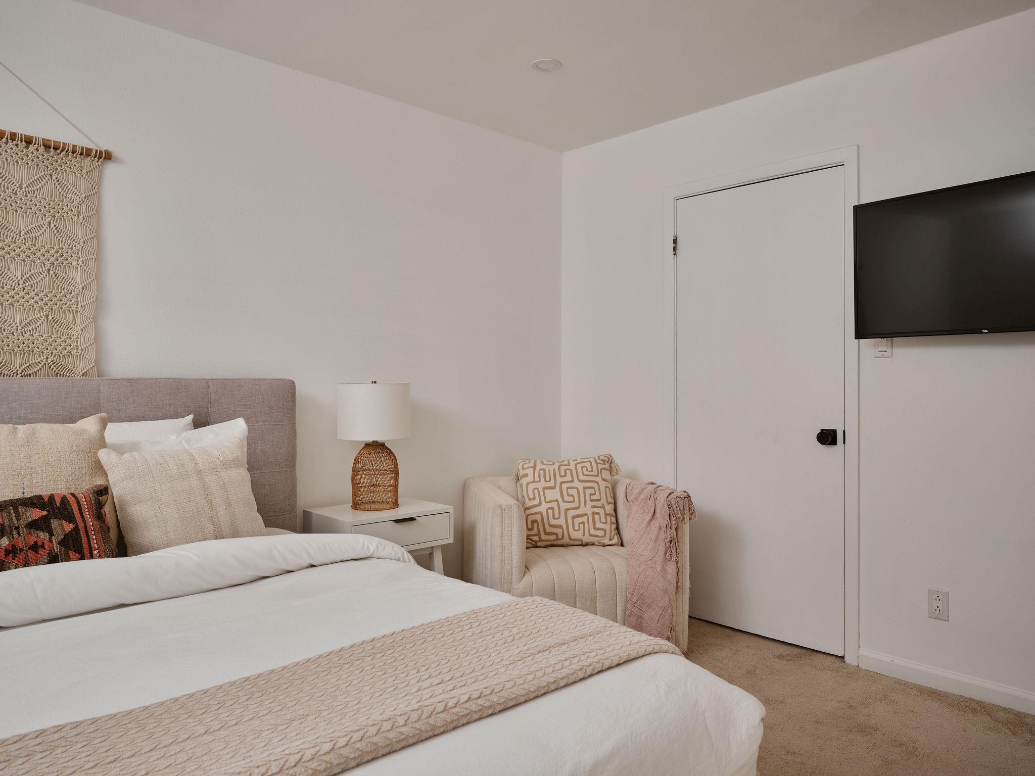 5212 Woodrow Ave # C Unit: A, B & C