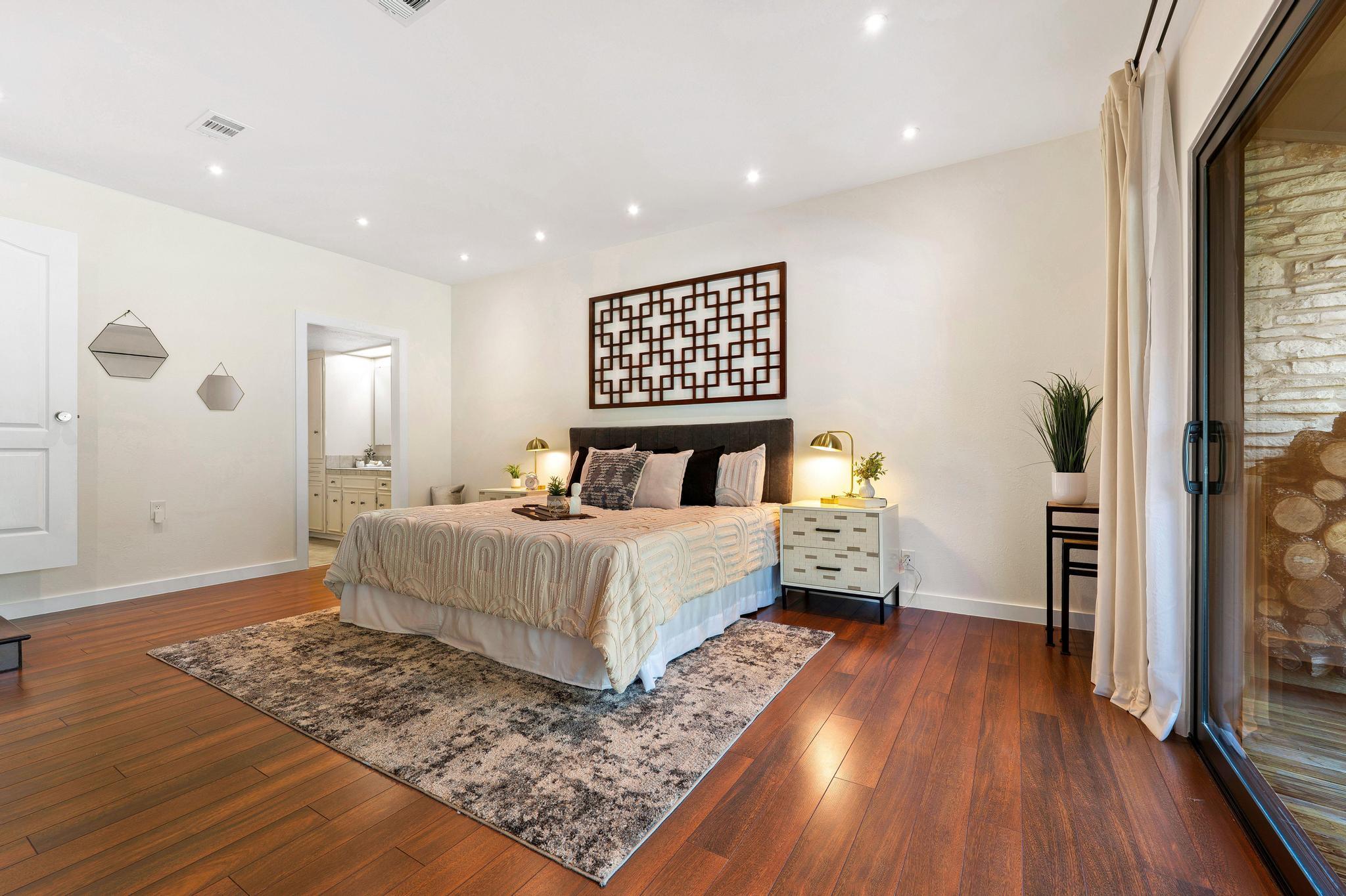 9105 Balcones Club DR