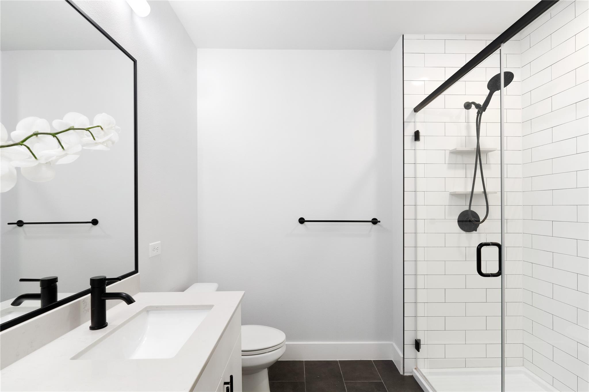 3101 Govalle Ave # 206