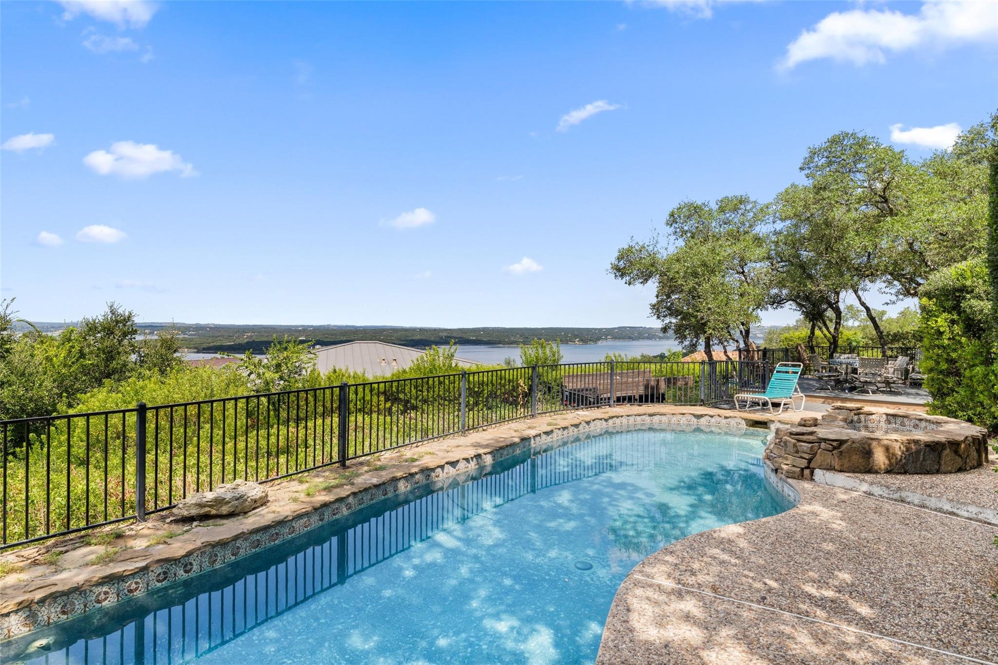 4005 Paloma CIR
