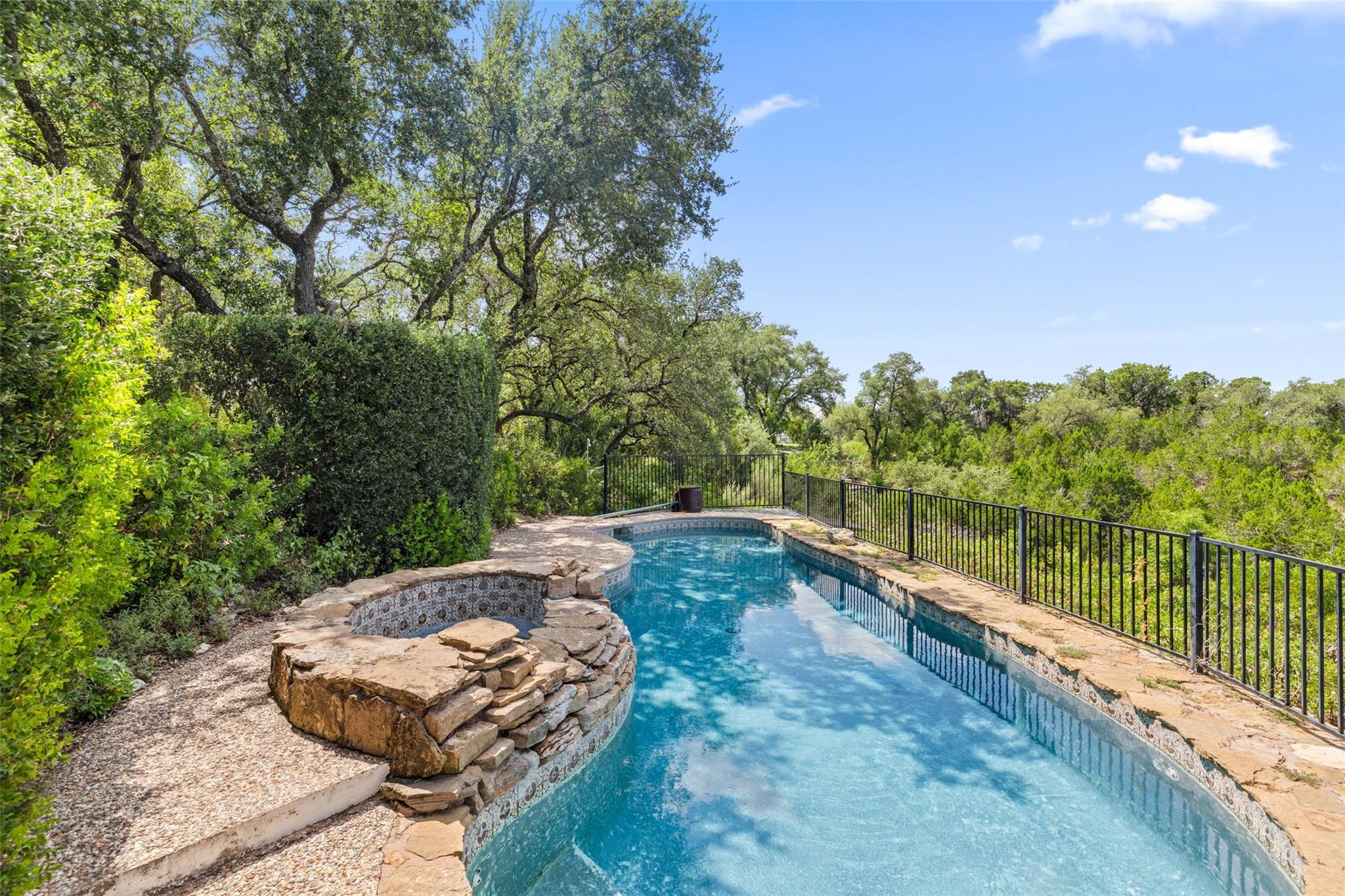 4005 Paloma CIR