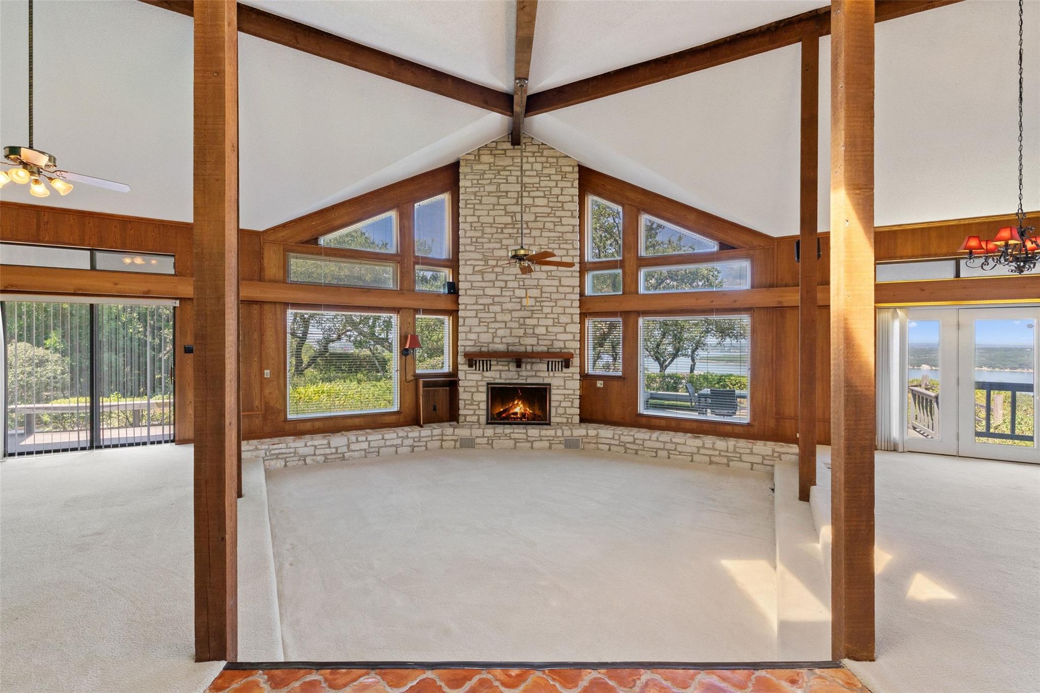 4005 Paloma CIR