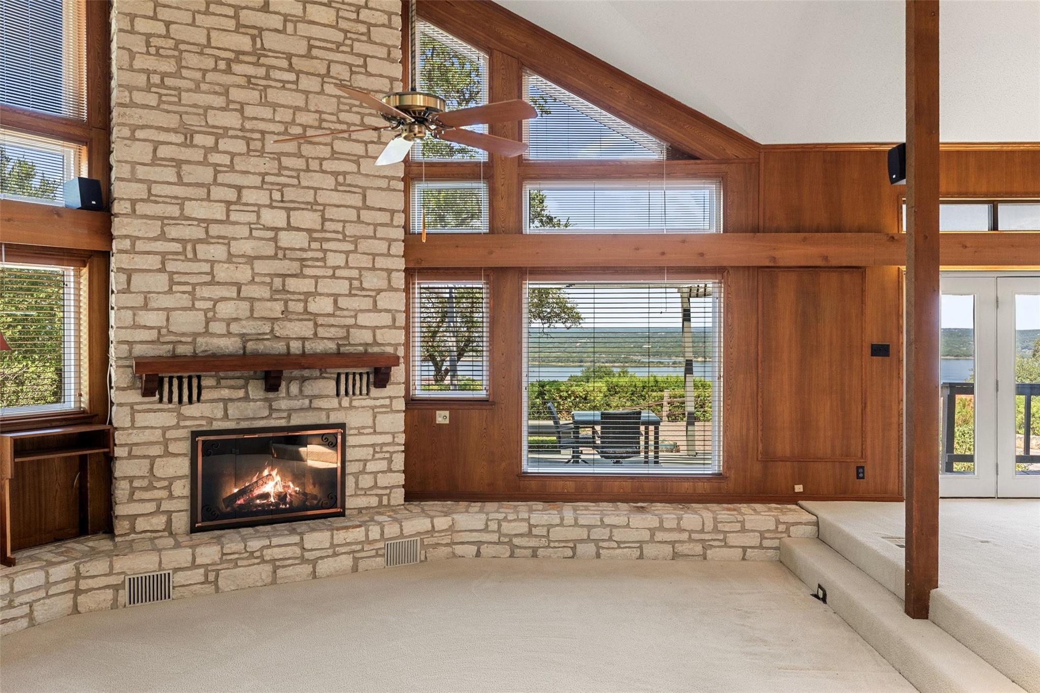 4005 Paloma CIR