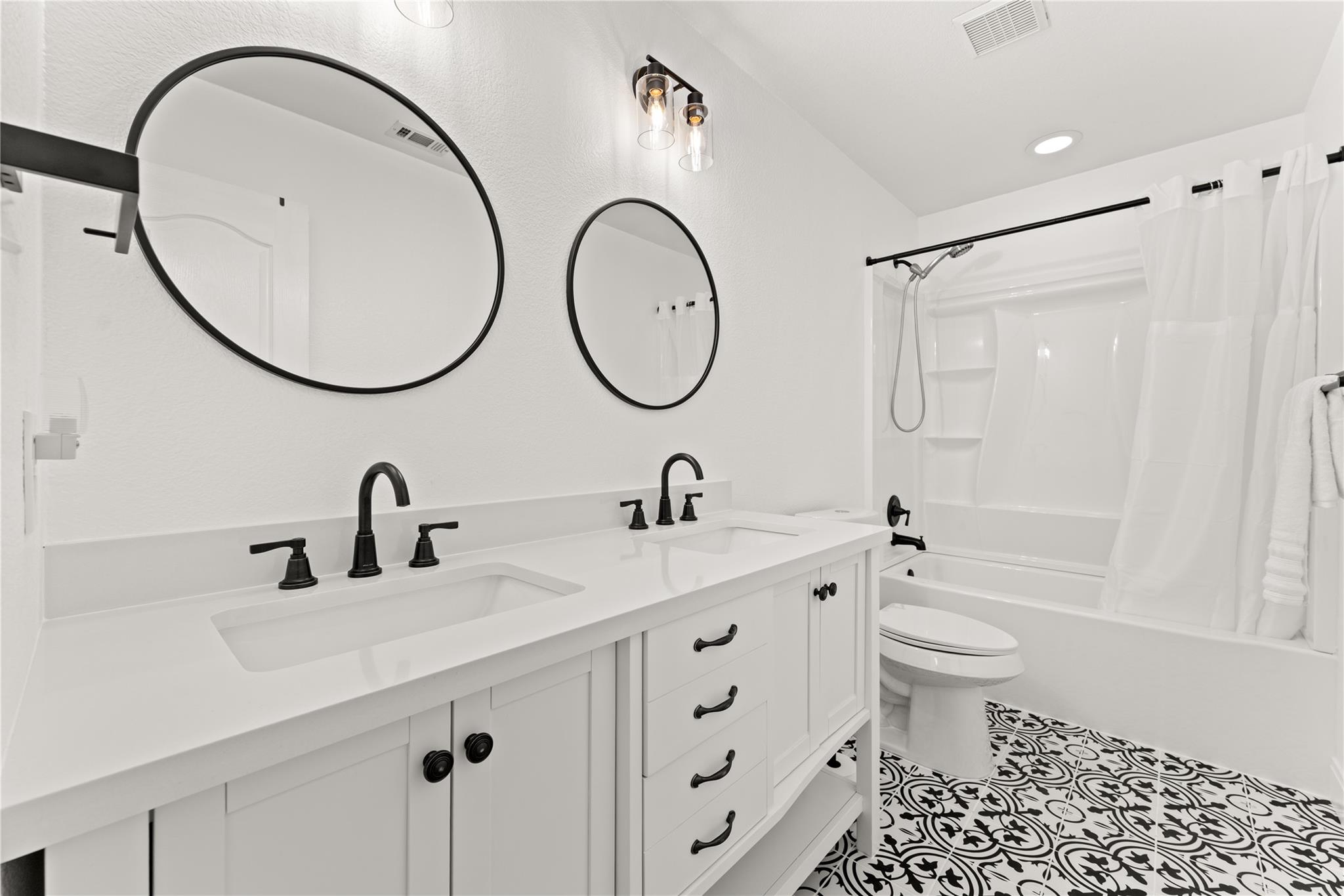 4410 Cisco Valley DR