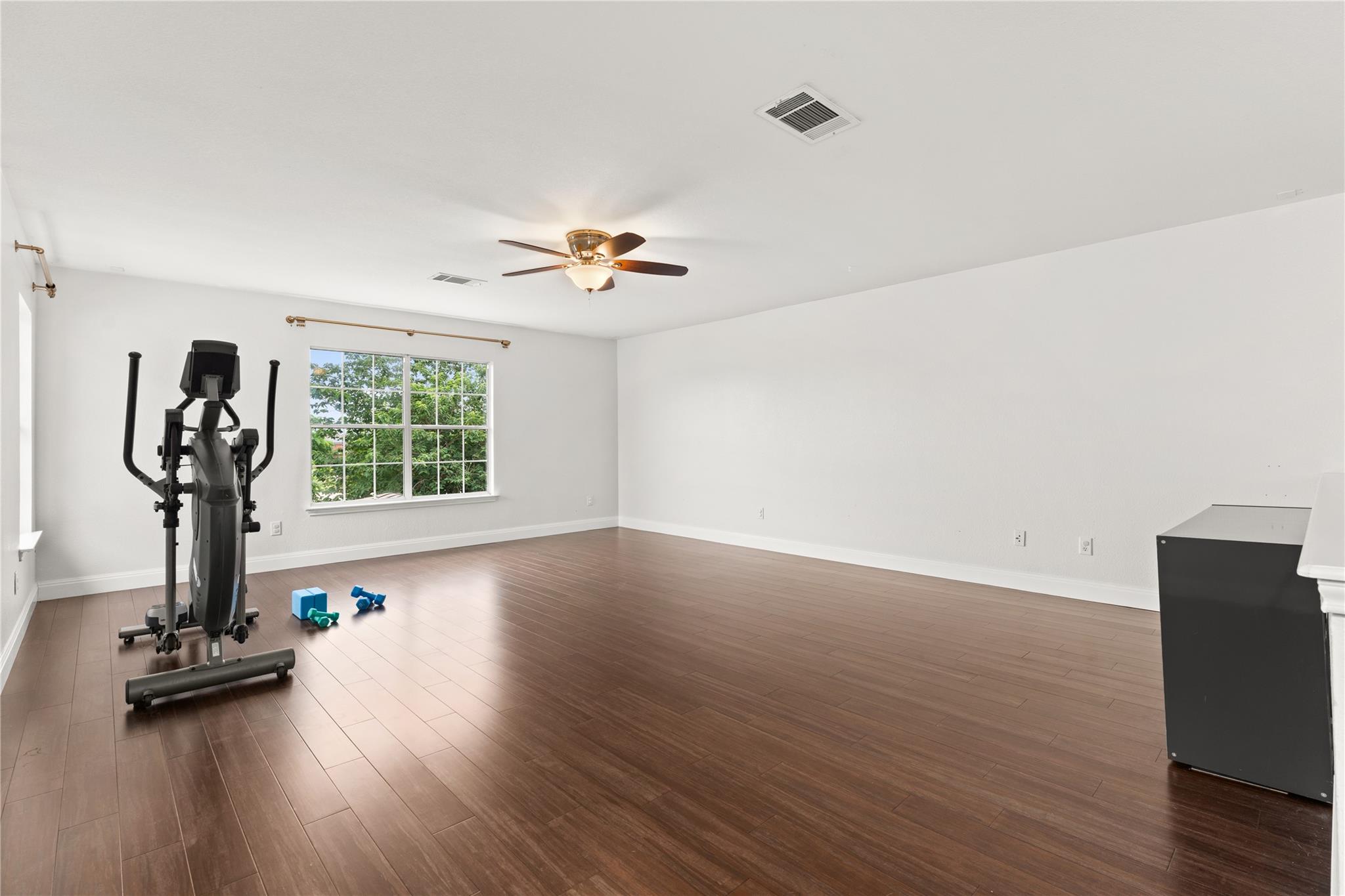 4410 Cisco Valley DR