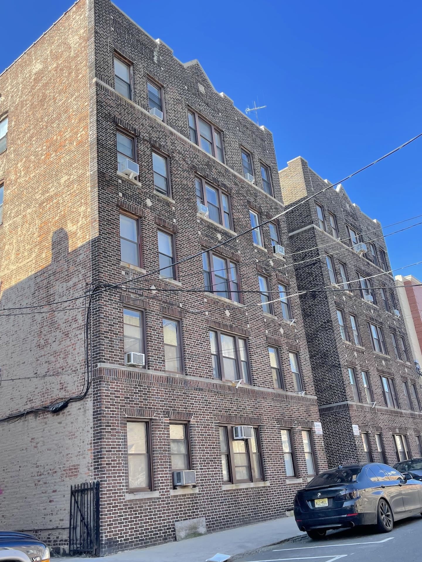 315 56TH ST Unit: E8