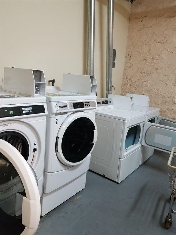 315 56TH ST Unit: E8