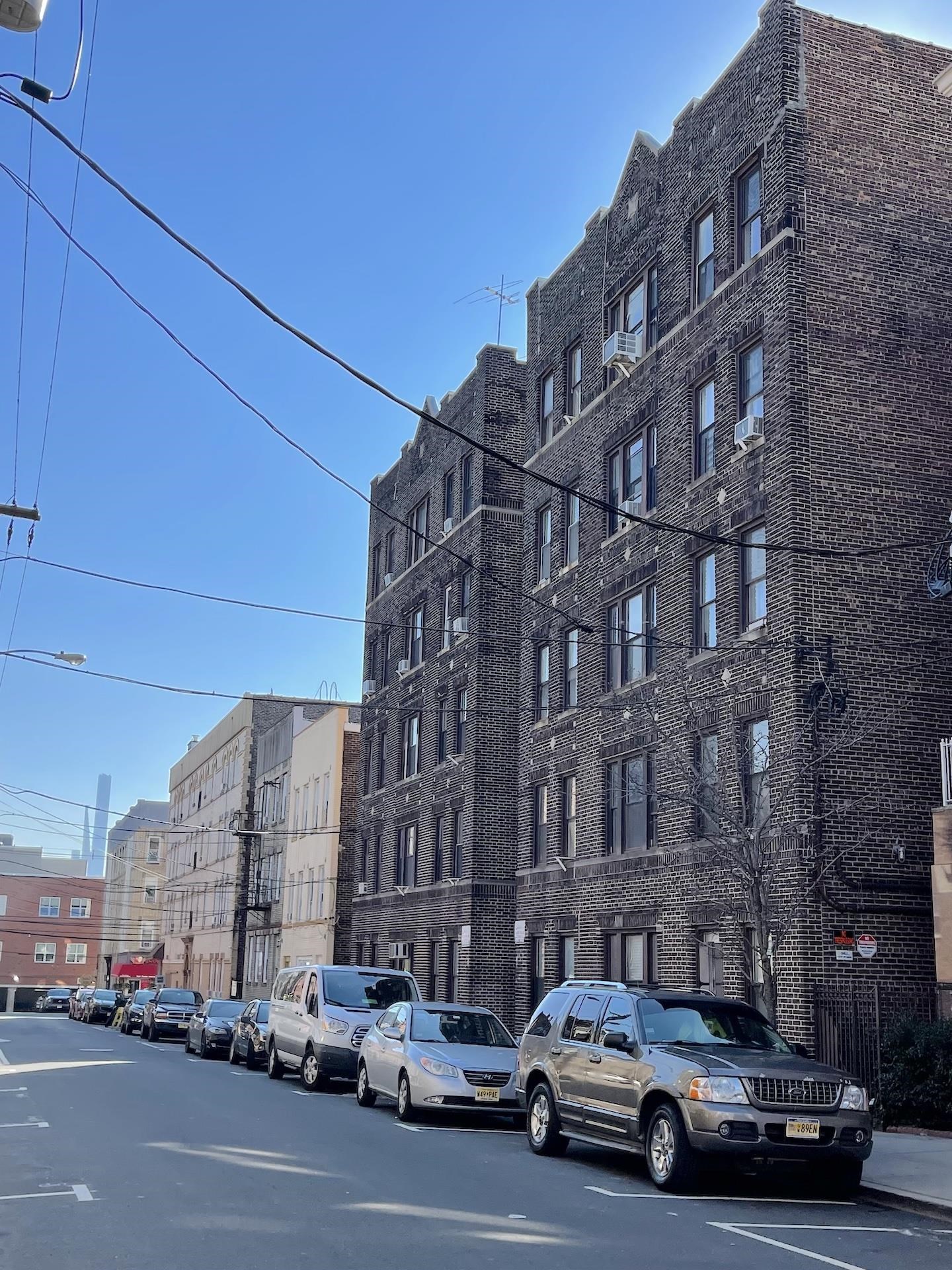 315 56TH ST Unit: E8