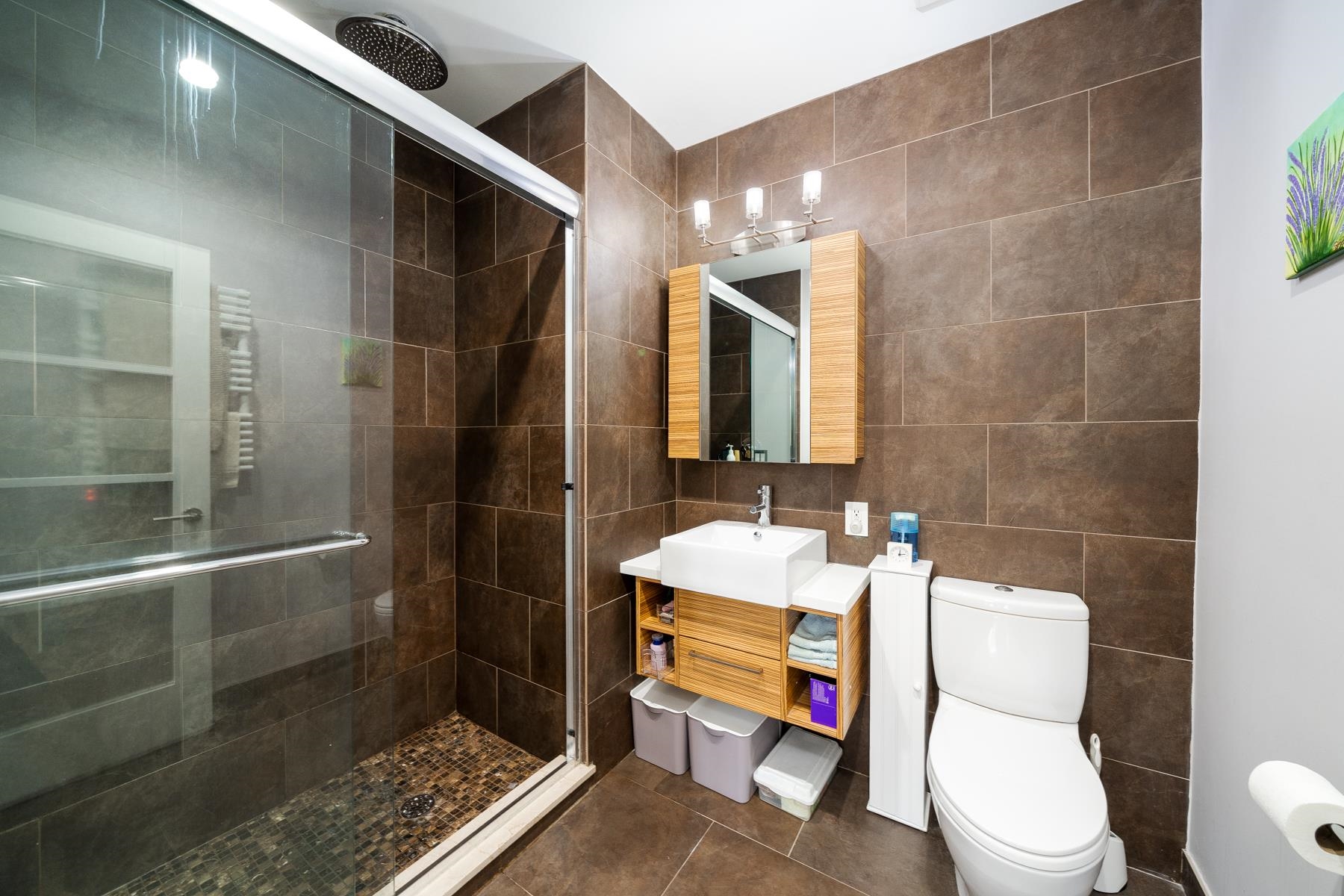 650 MONTGOMERY ST Unit: 202