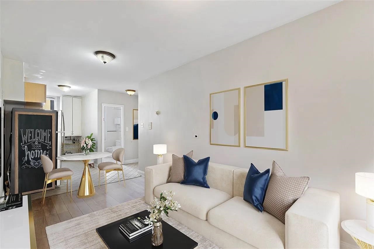 410 ADAMS ST Unit: 4L