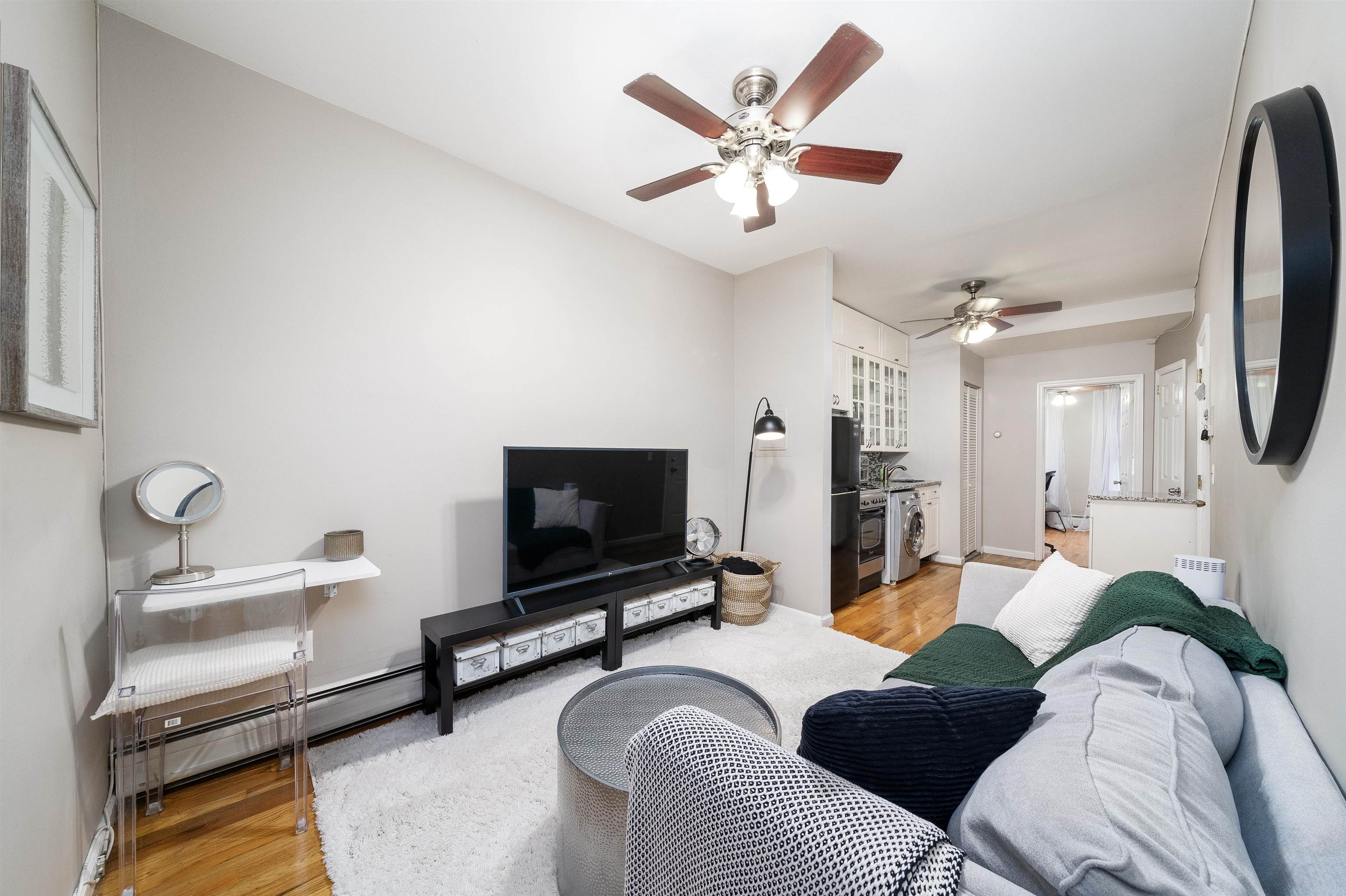 410 ADAMS ST Unit: 2L