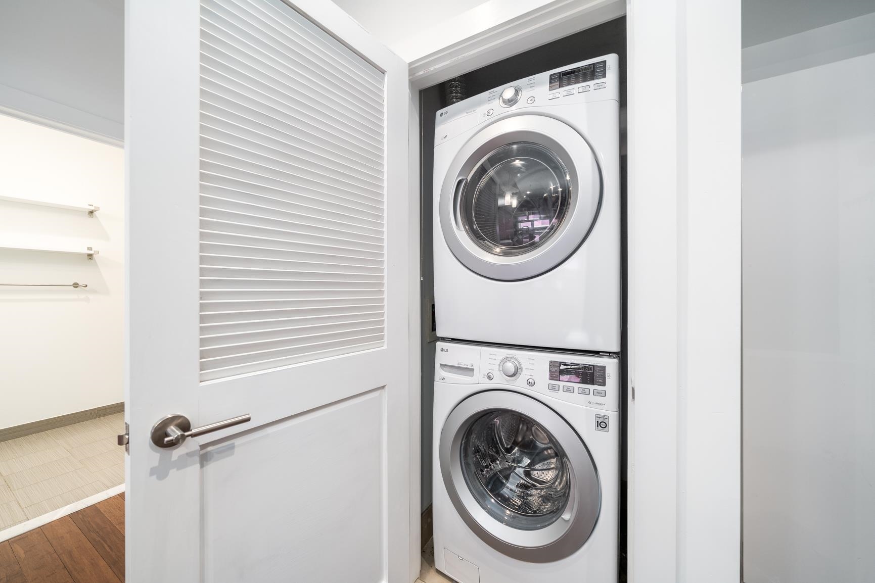 650 MONTGOMERY ST Unit: 306