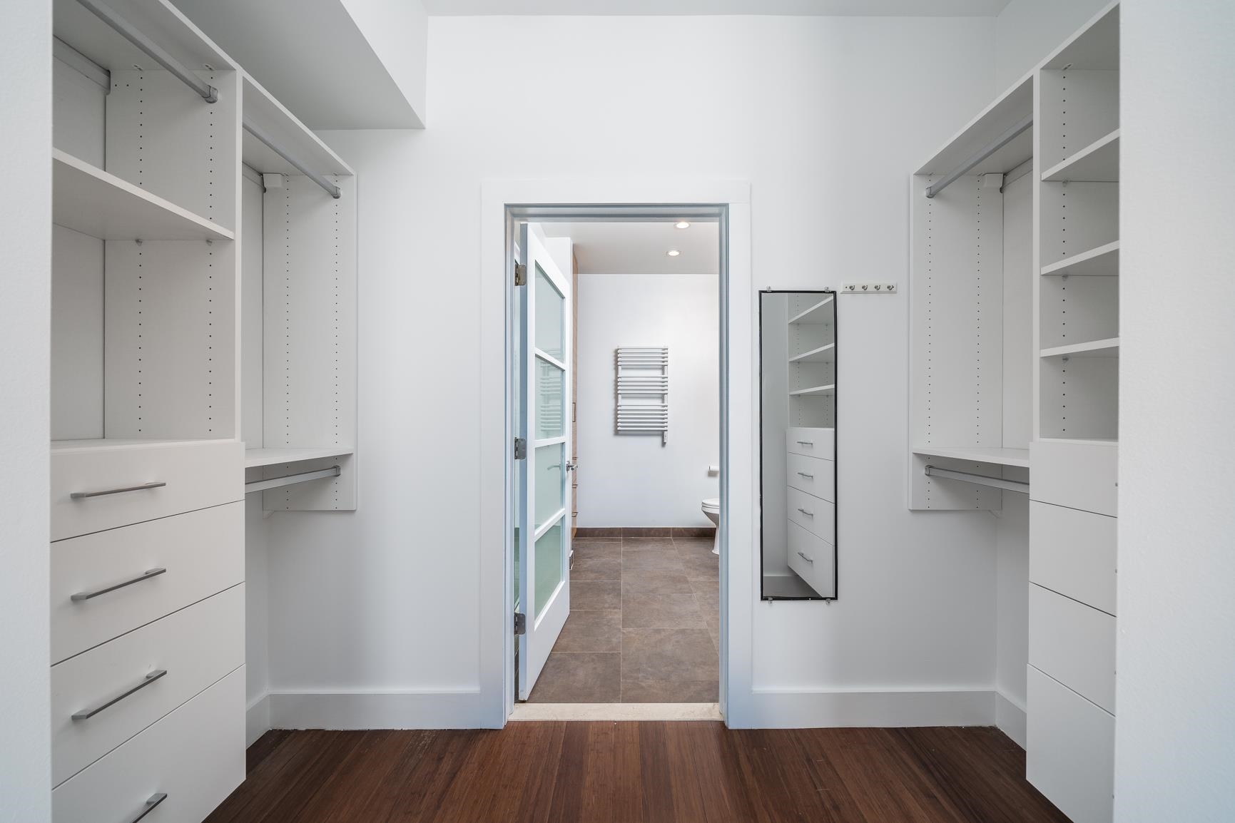 650 MONTGOMERY ST Unit: 306