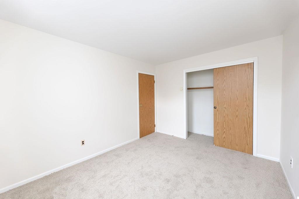 129 FRANKLIN ST Unit: B-2