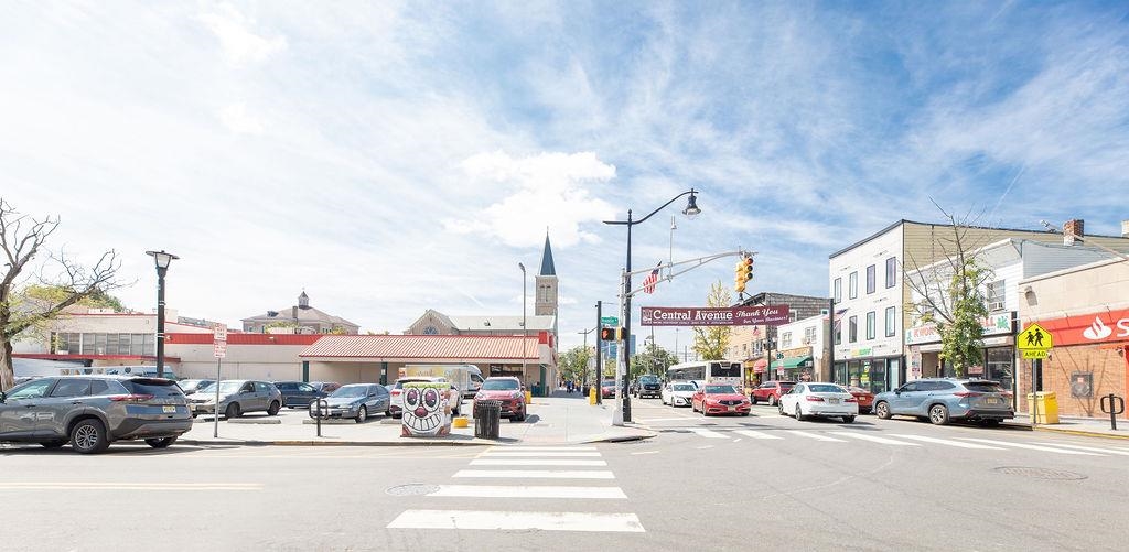 129 FRANKLIN ST Unit: B-2