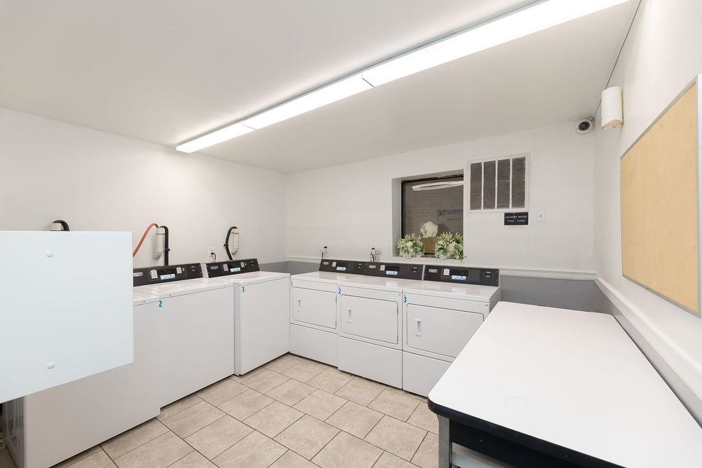 129 FRANKLIN ST Unit: B-2