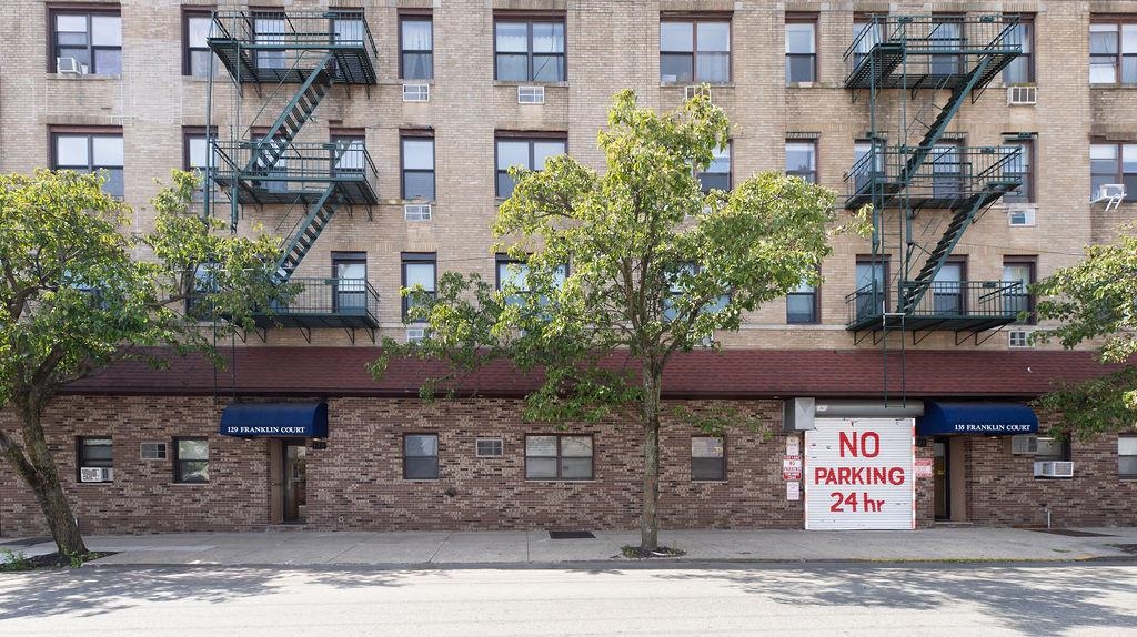 129 FRANKLIN ST Unit: B-2