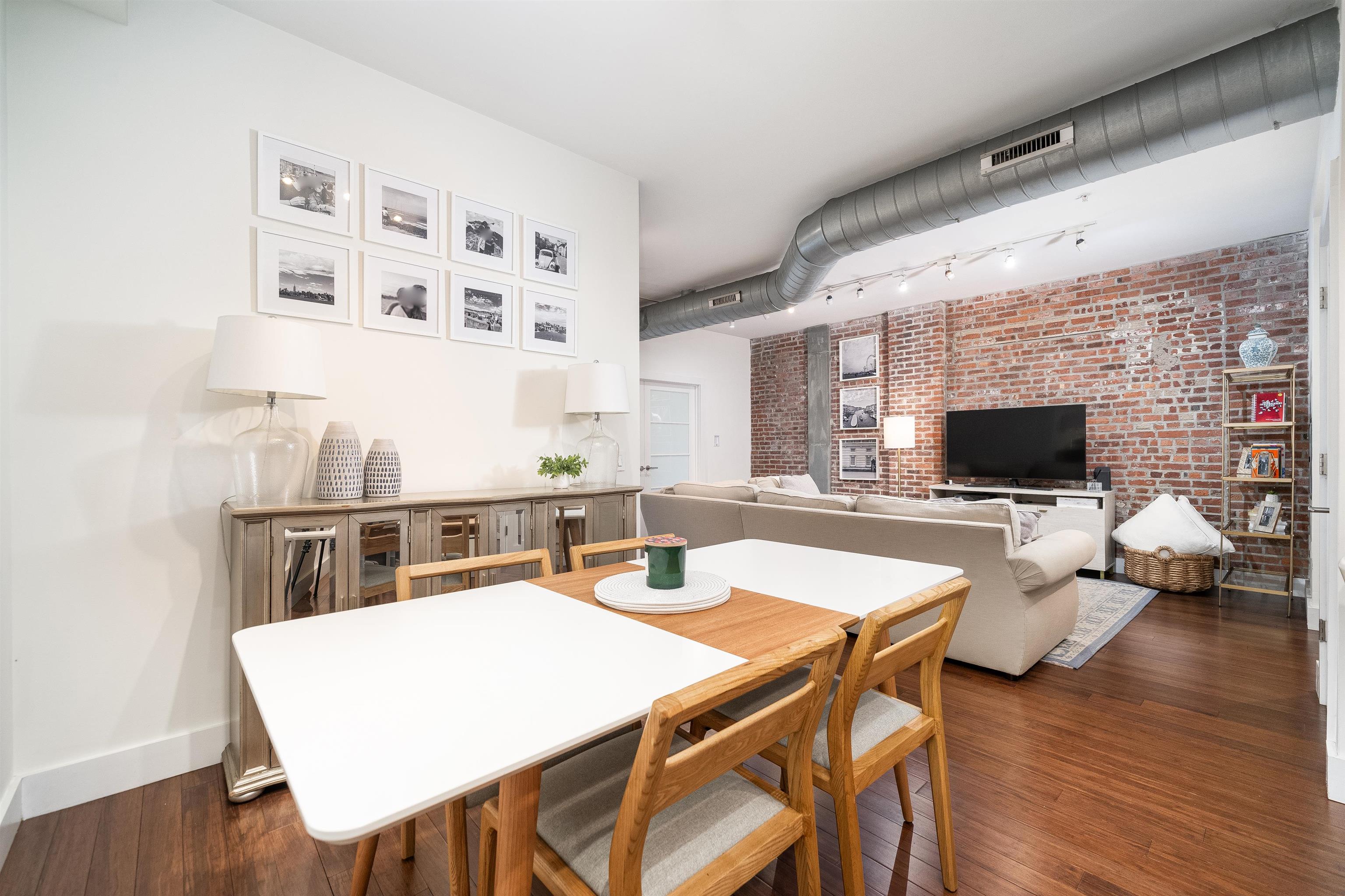 650 MONTGOMERY ST Unit: 304