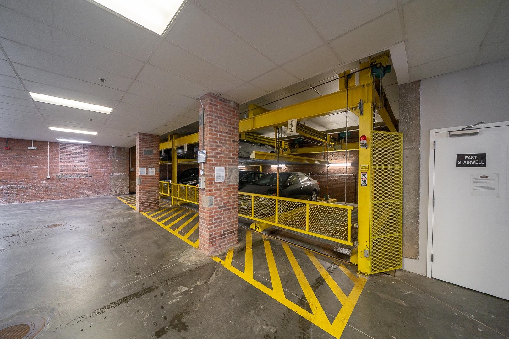 650 MONTGOMERY ST Unit: 304