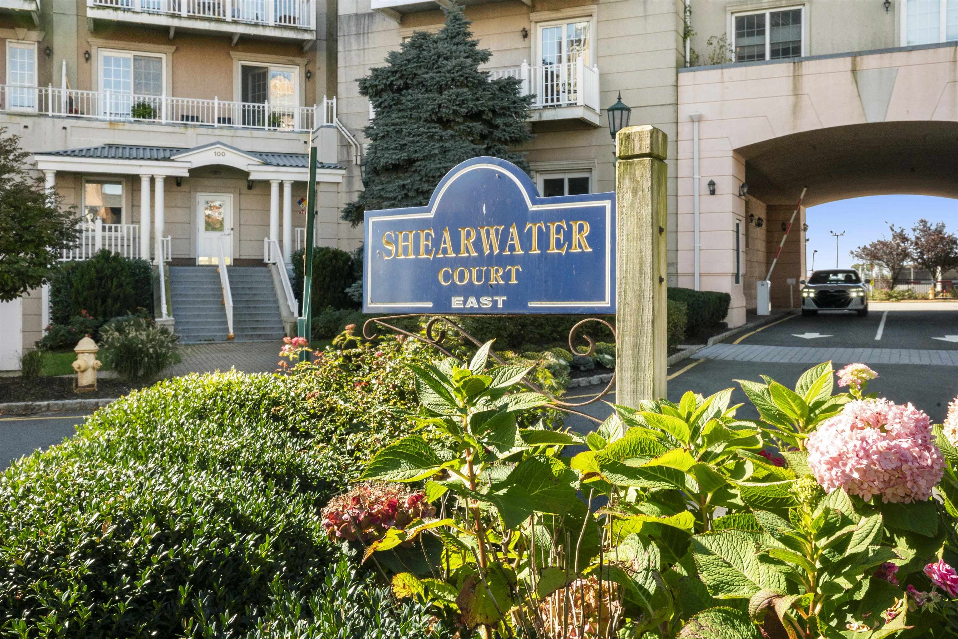 100 SHEARWATER CT EAST Unit: 45