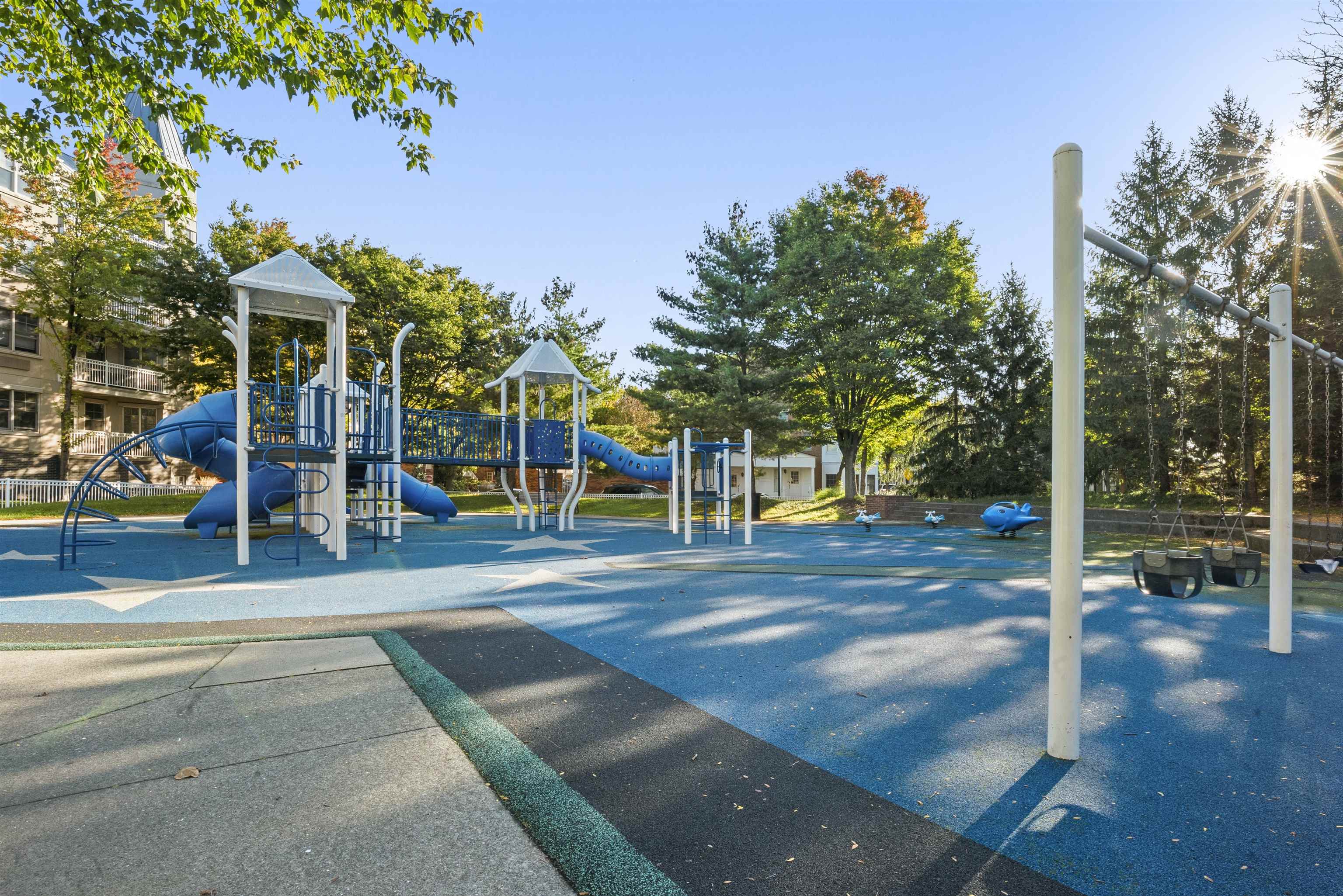 100 SHEARWATER CT EAST Unit: 45