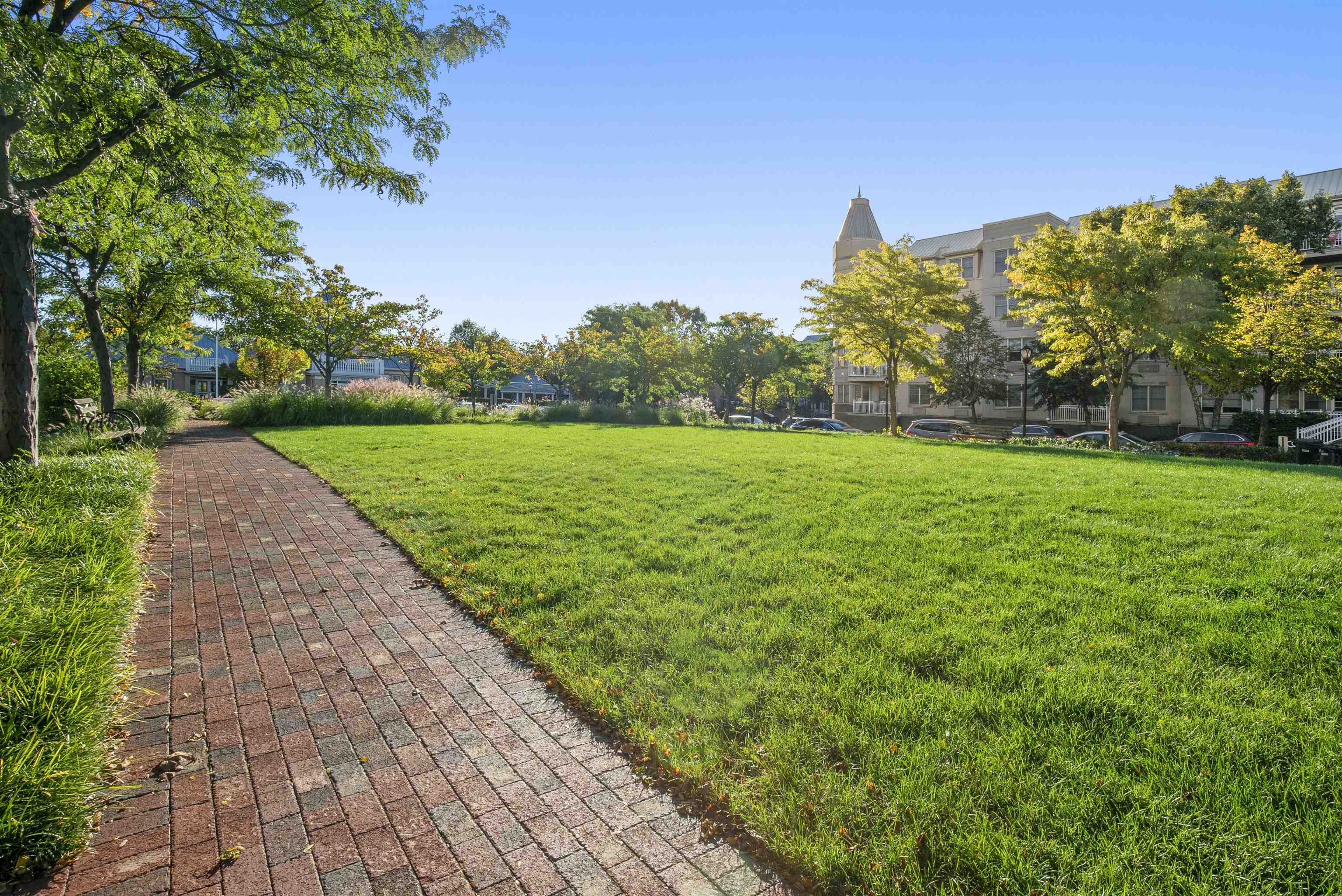 100 SHEARWATER CT EAST Unit: 45