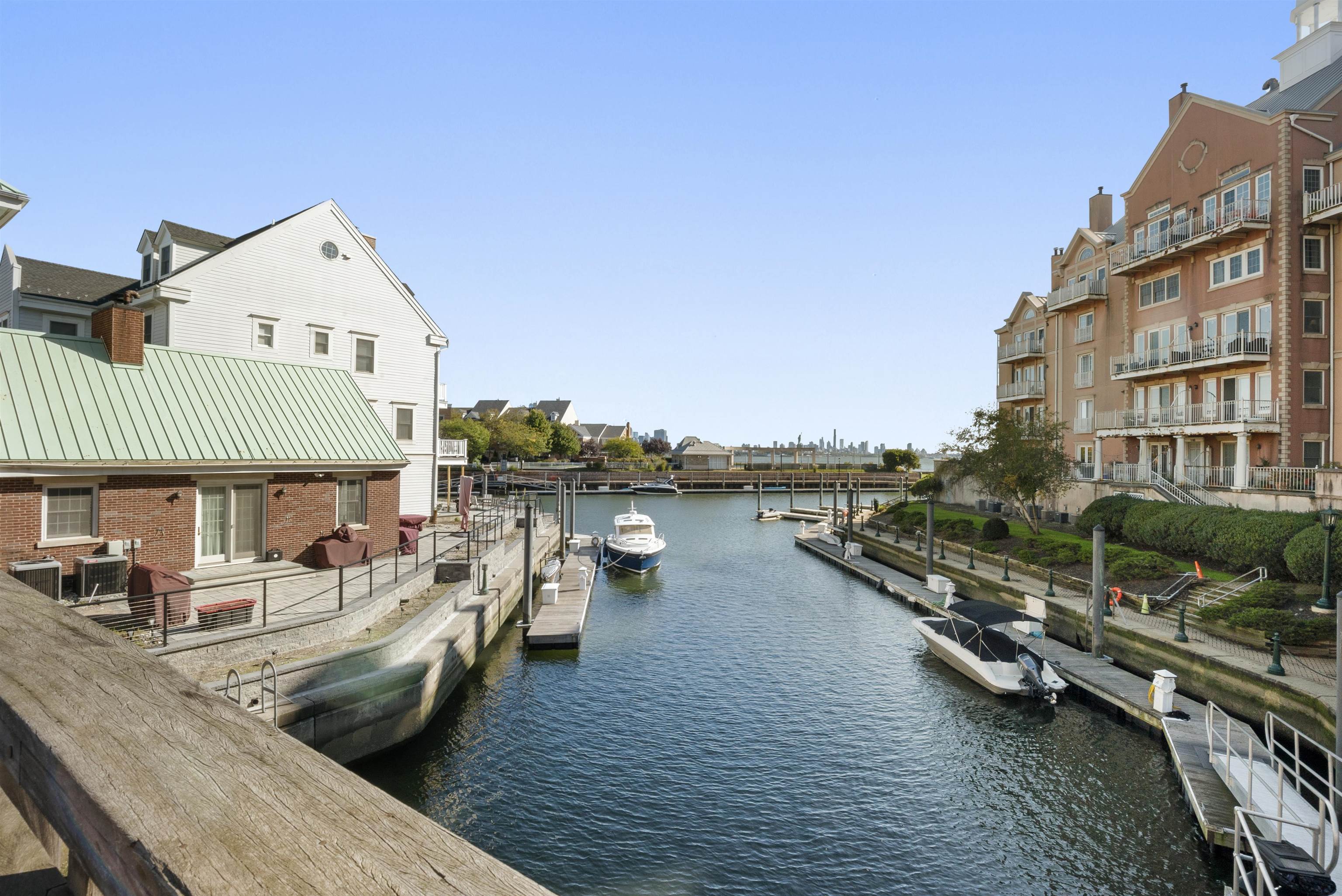 100 SHEARWATER CT EAST Unit: 45