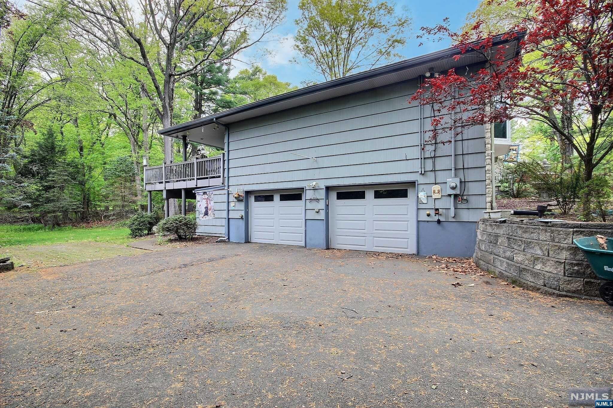 732 Orangeburgh Road