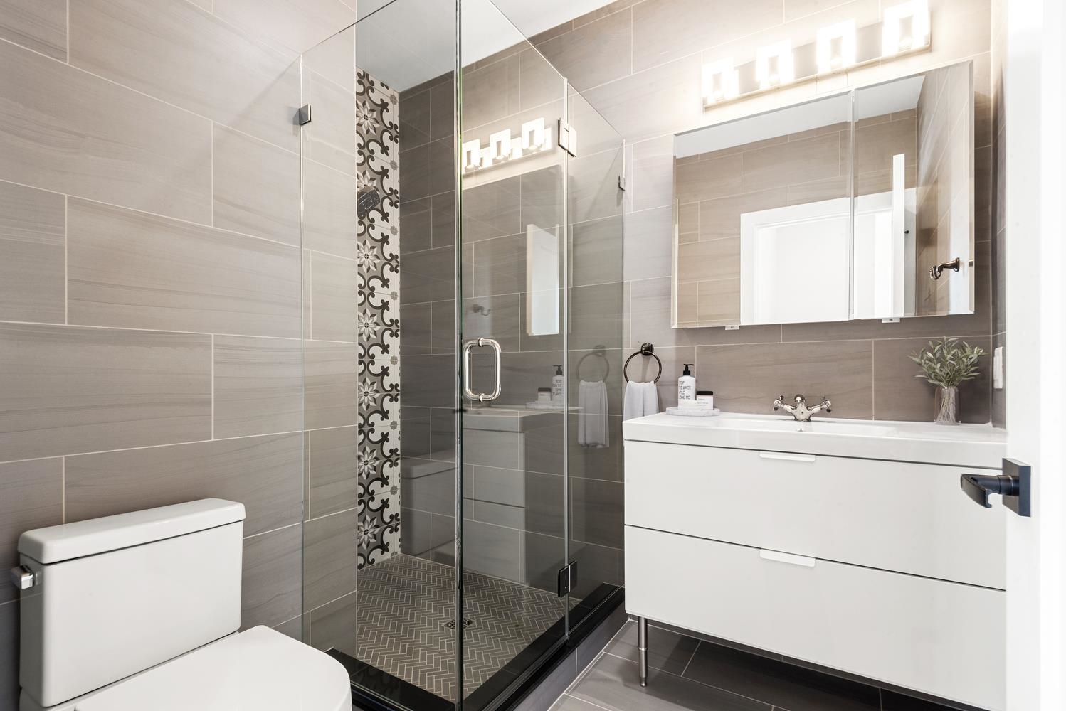 3464 KENNEDY BLVD Unit: PH1