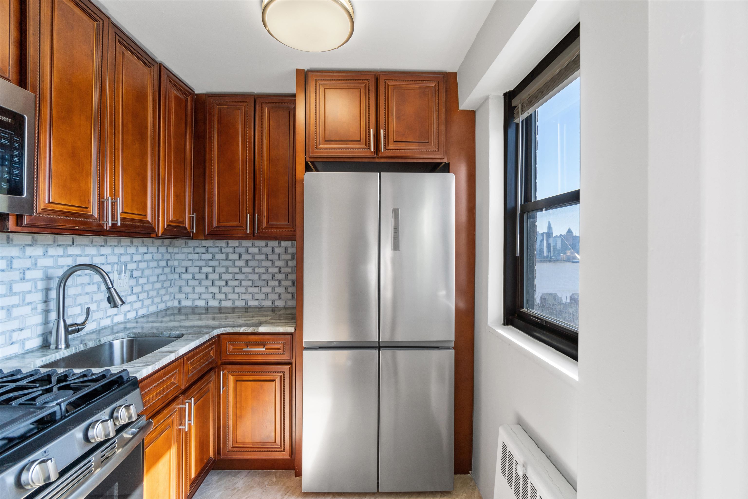 6515 BLVD EAST Unit: 4P