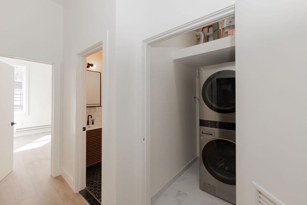 370 CENTRAL AVE Unit: 2R