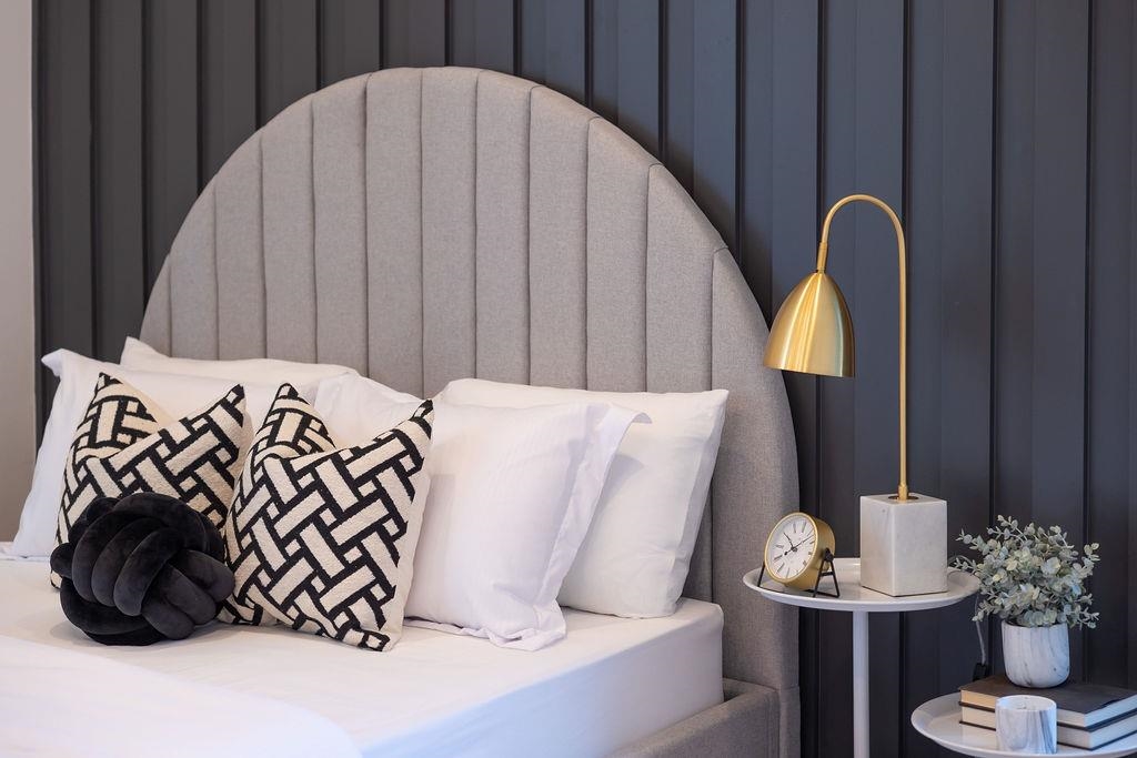 103 JEWETT AVE Unit: 2