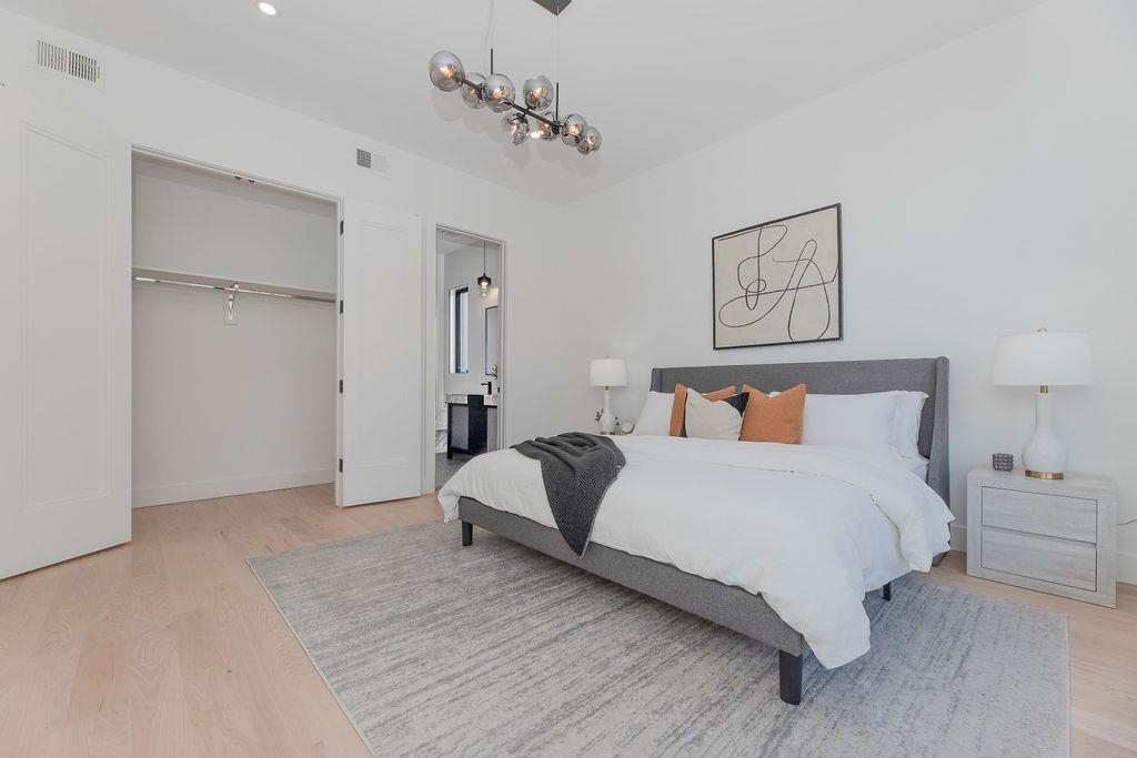 103 JEWETT AVE Unit: 2