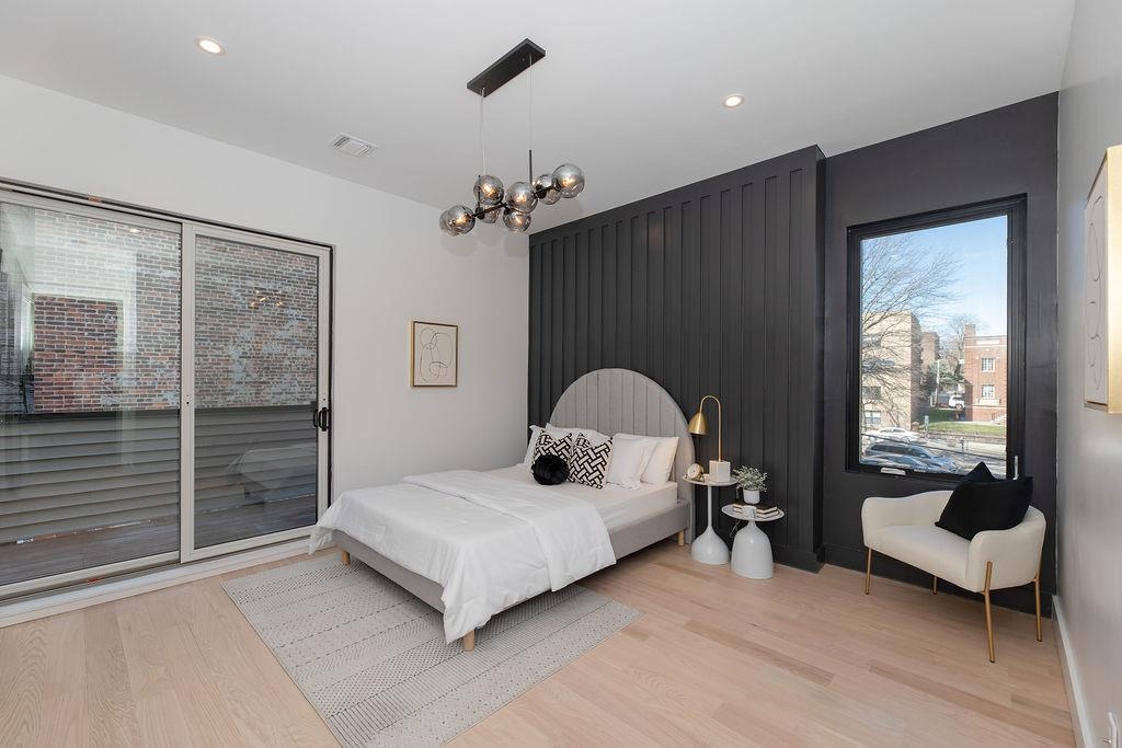 103 JEWETT AVE Unit: 2