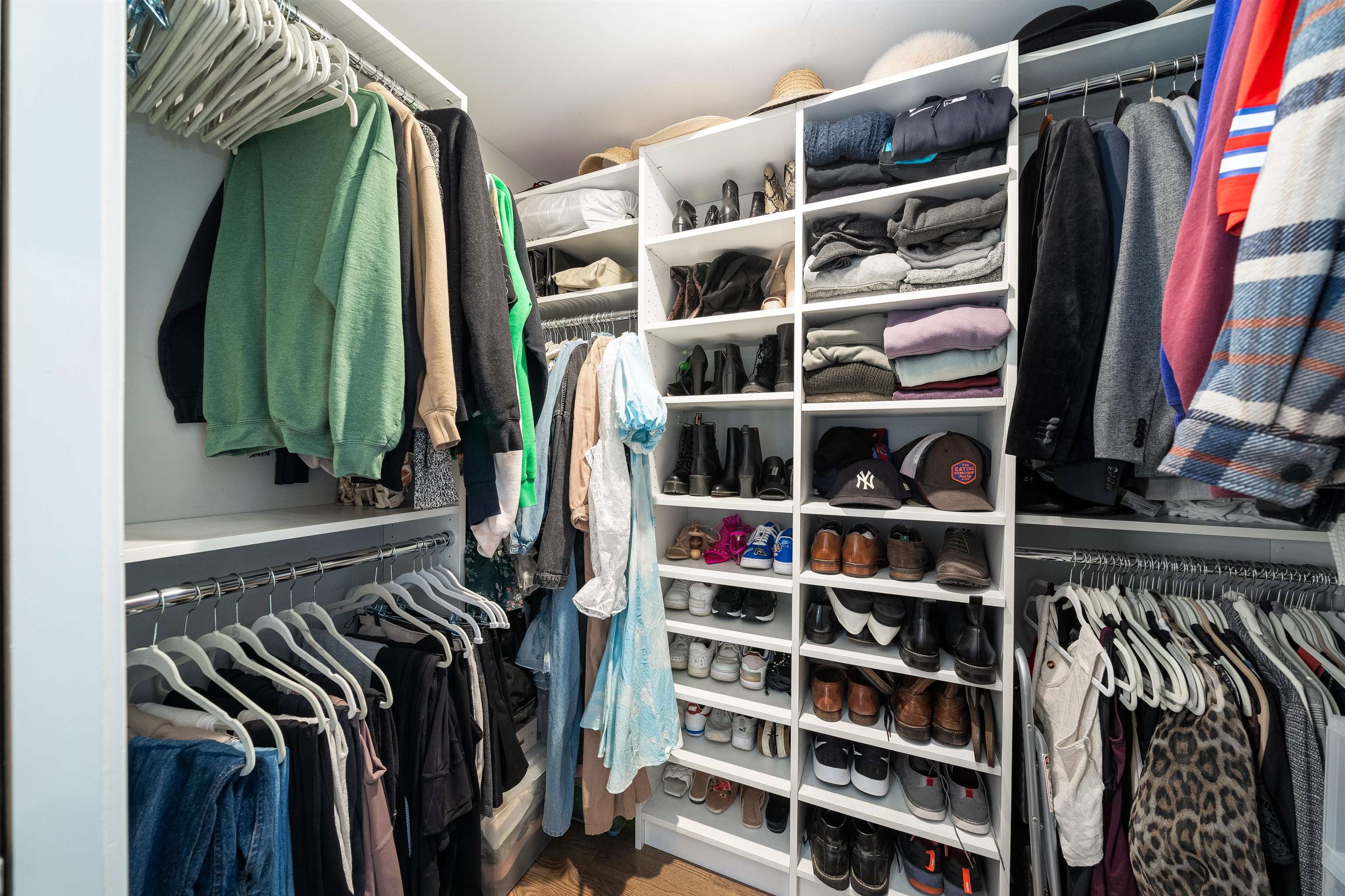 112 WEBSTER AVE Unit: 2