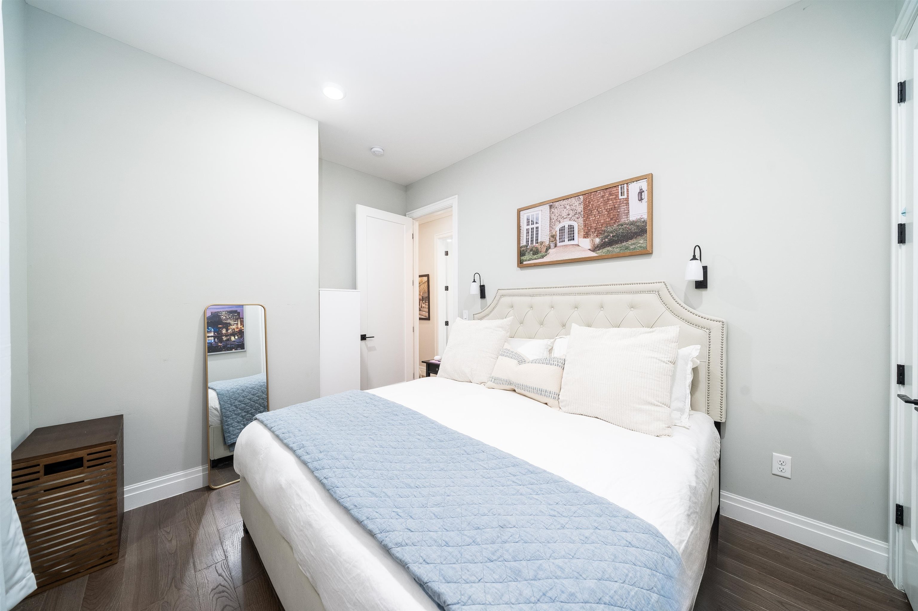 366 NEW YORK AVE Unit: 1