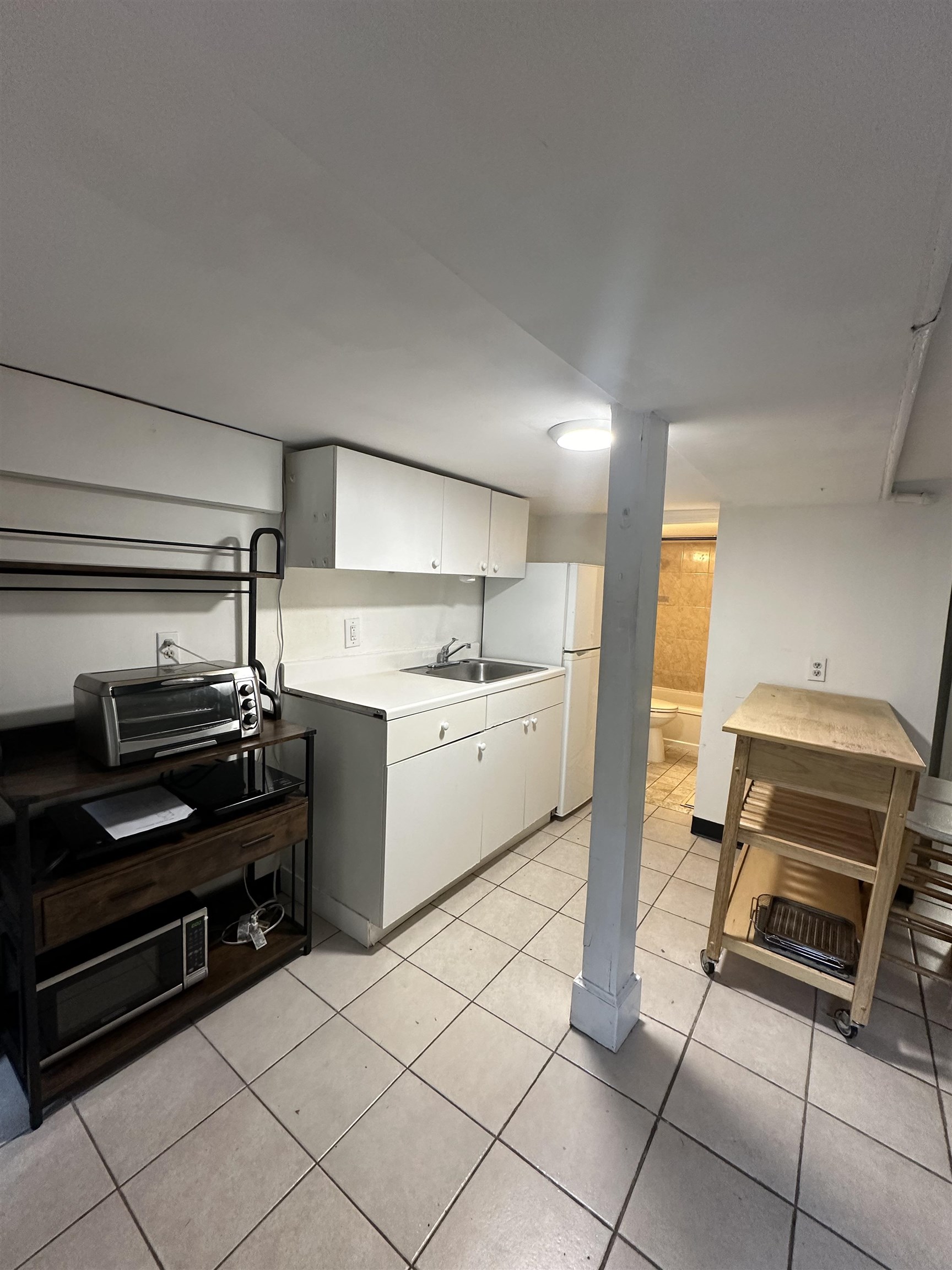 211 YORK ST Unit: G