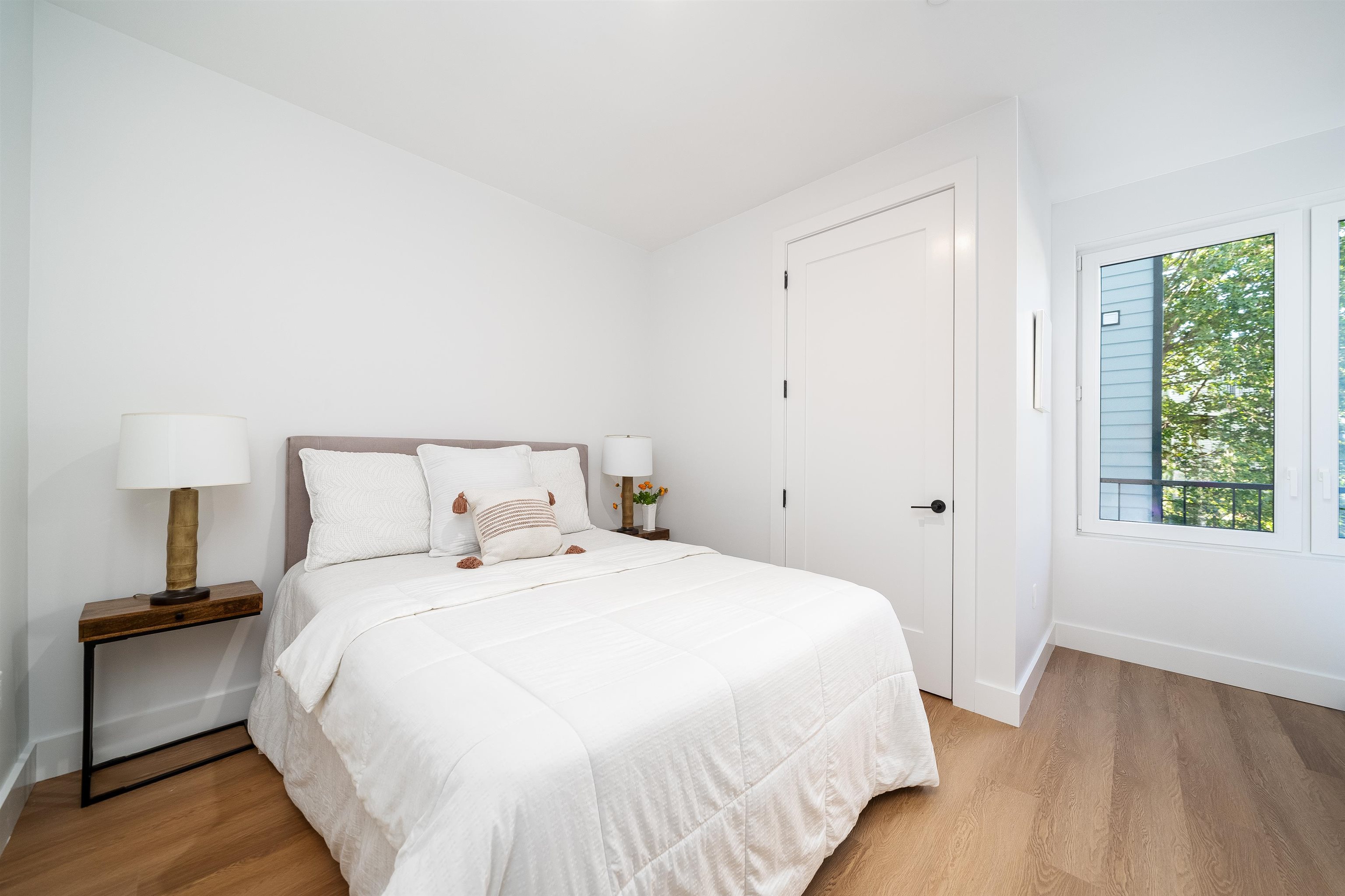 545 MARTIN LUTHER KING JR DR Unit: 208