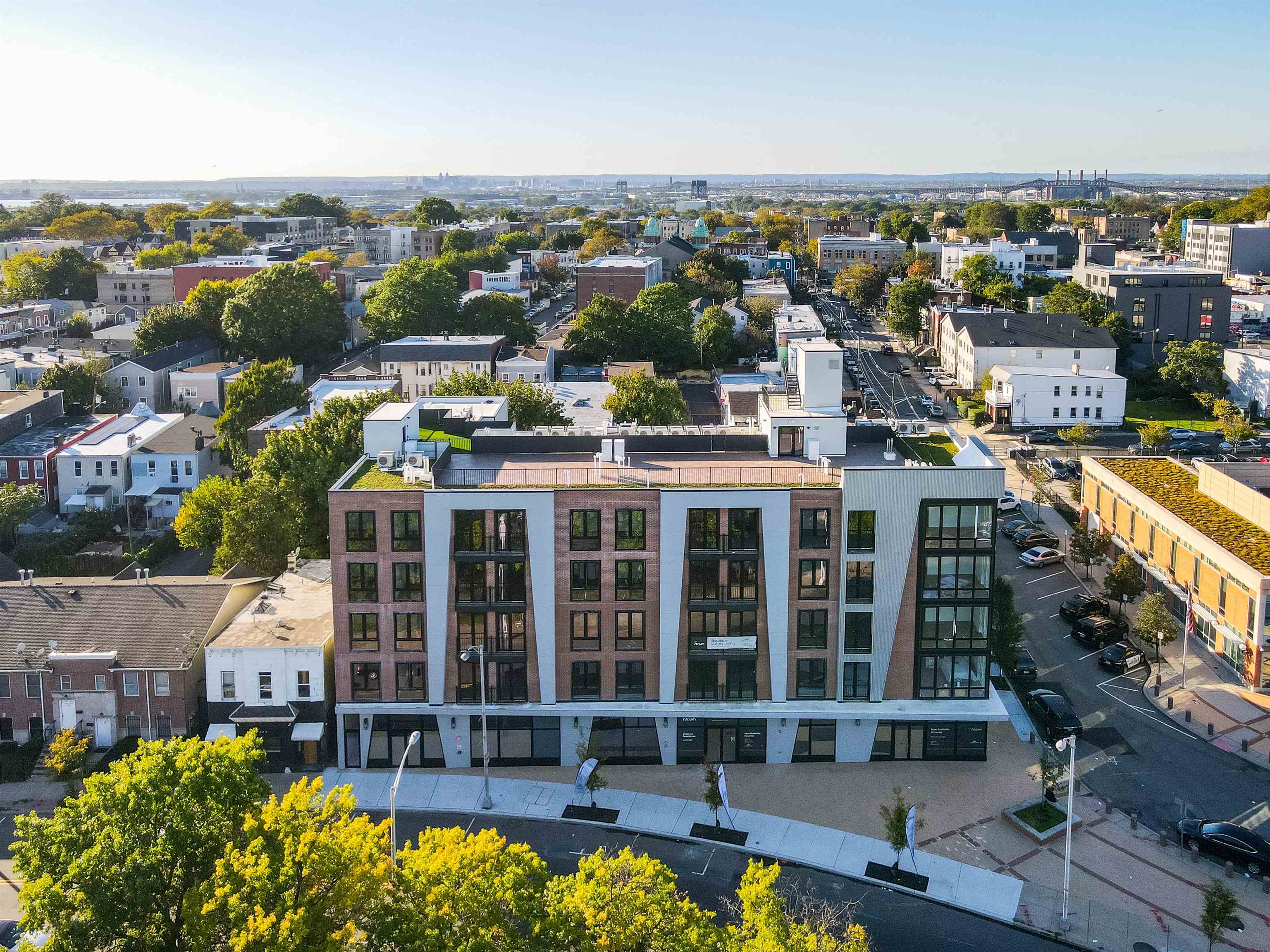 545 MARTIN LUTHER KING JR DR Unit: 401