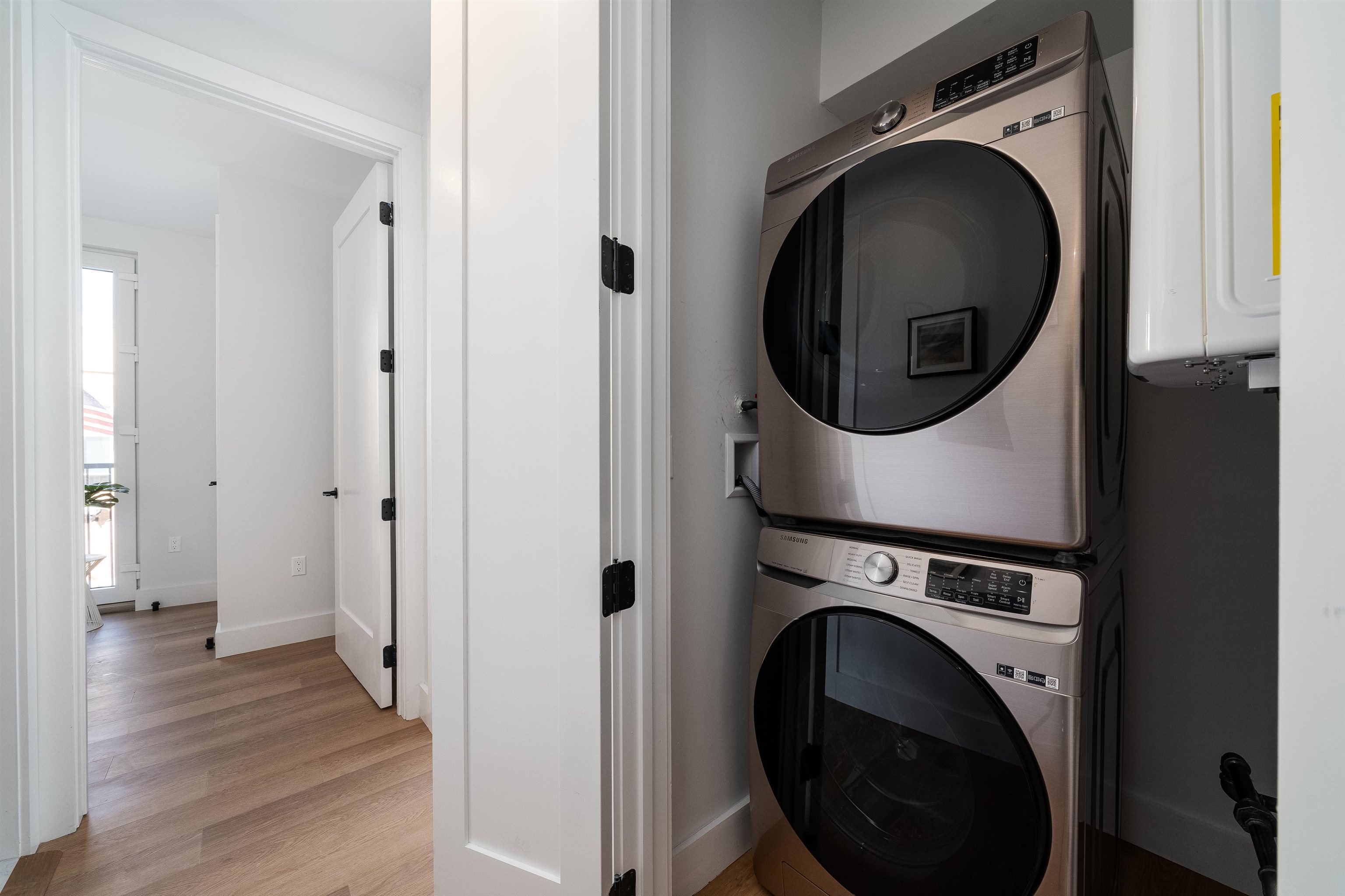 545 MARTIN LUTHER KING JR DR Unit: 401